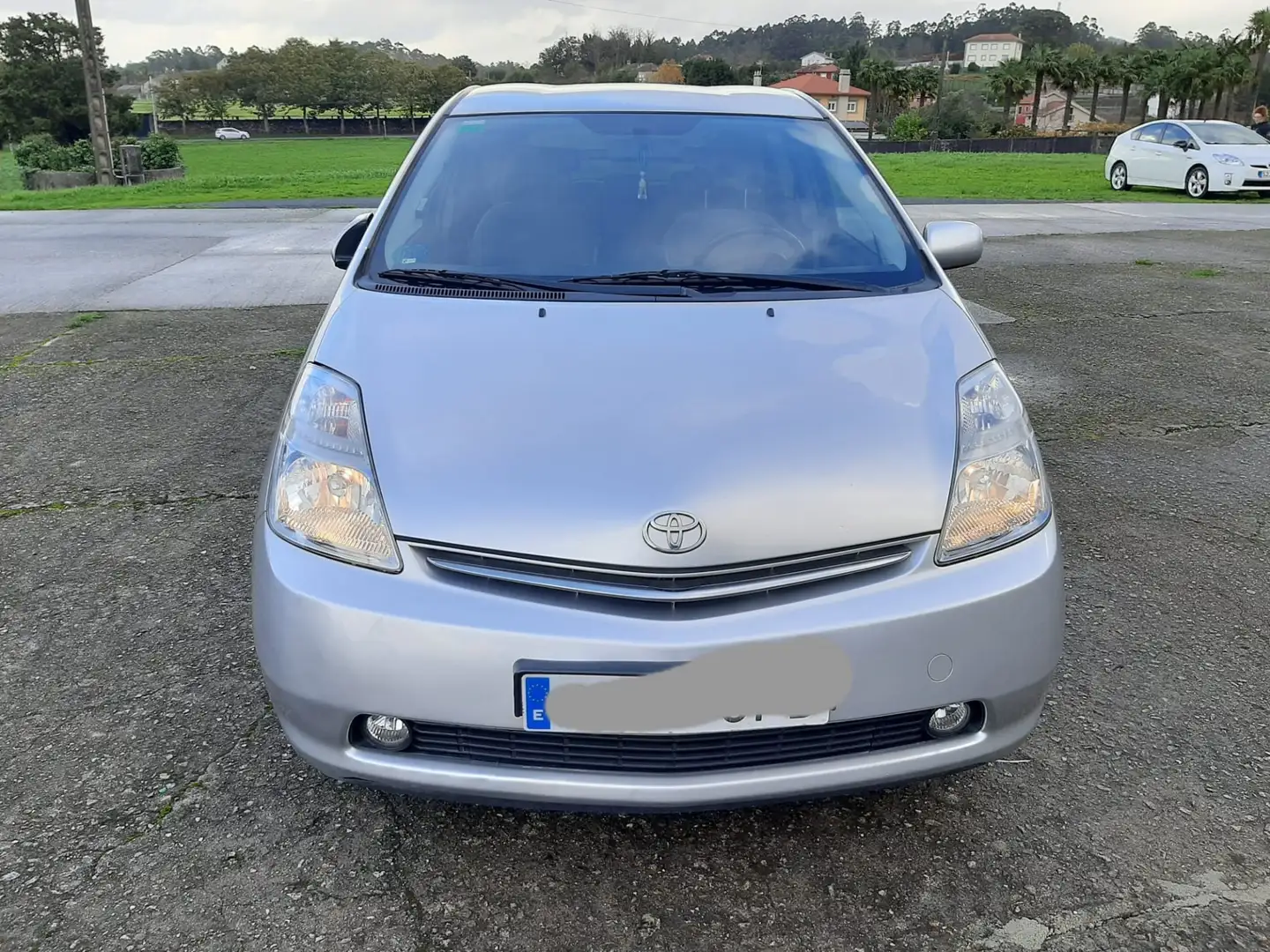 Toyota Prius 1.5 16v VVT-i HSD Sol - 2