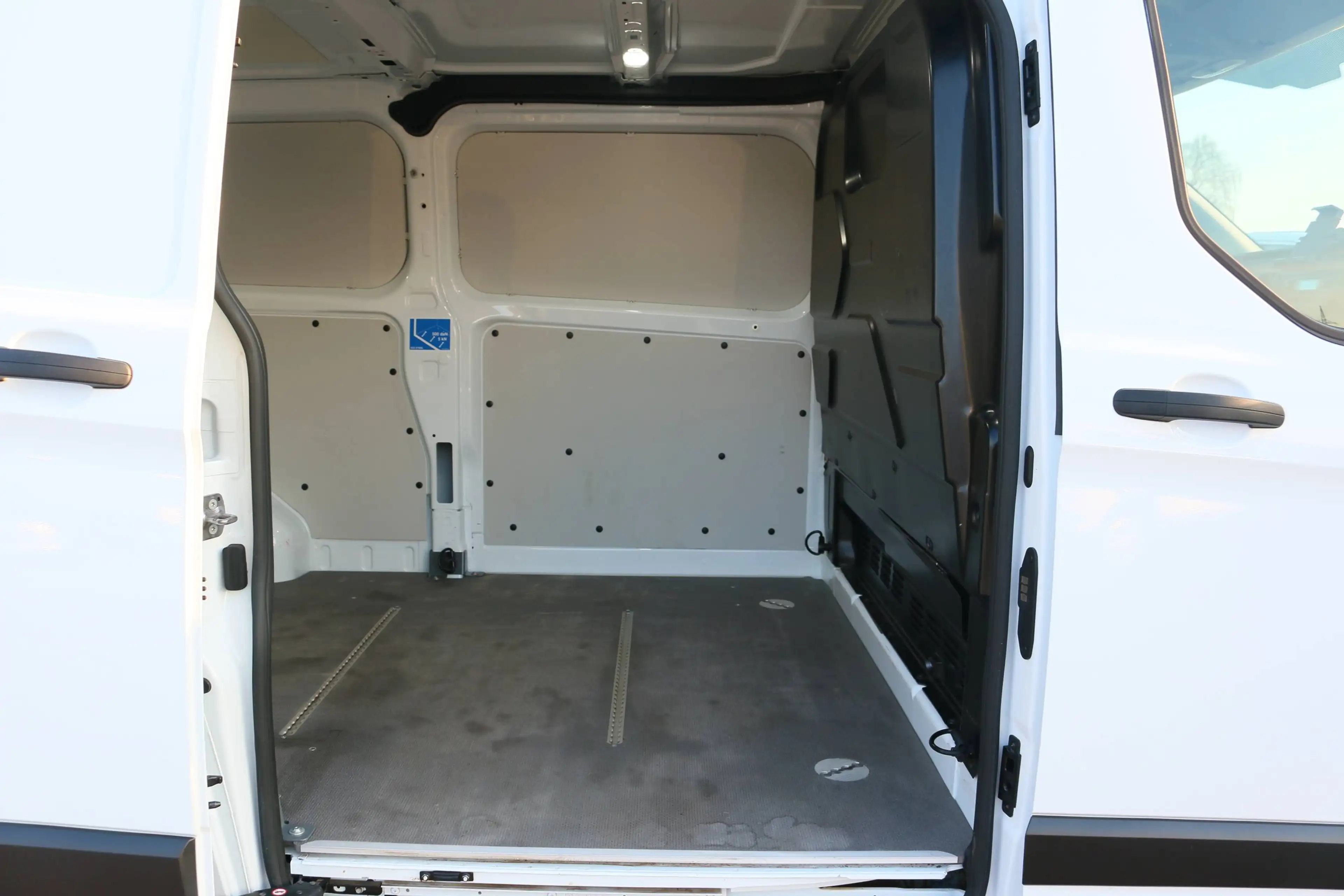 Ford Transit Custom 2,0 TDCI*Lang*Flügeltüre*Top Zustand — photo 15