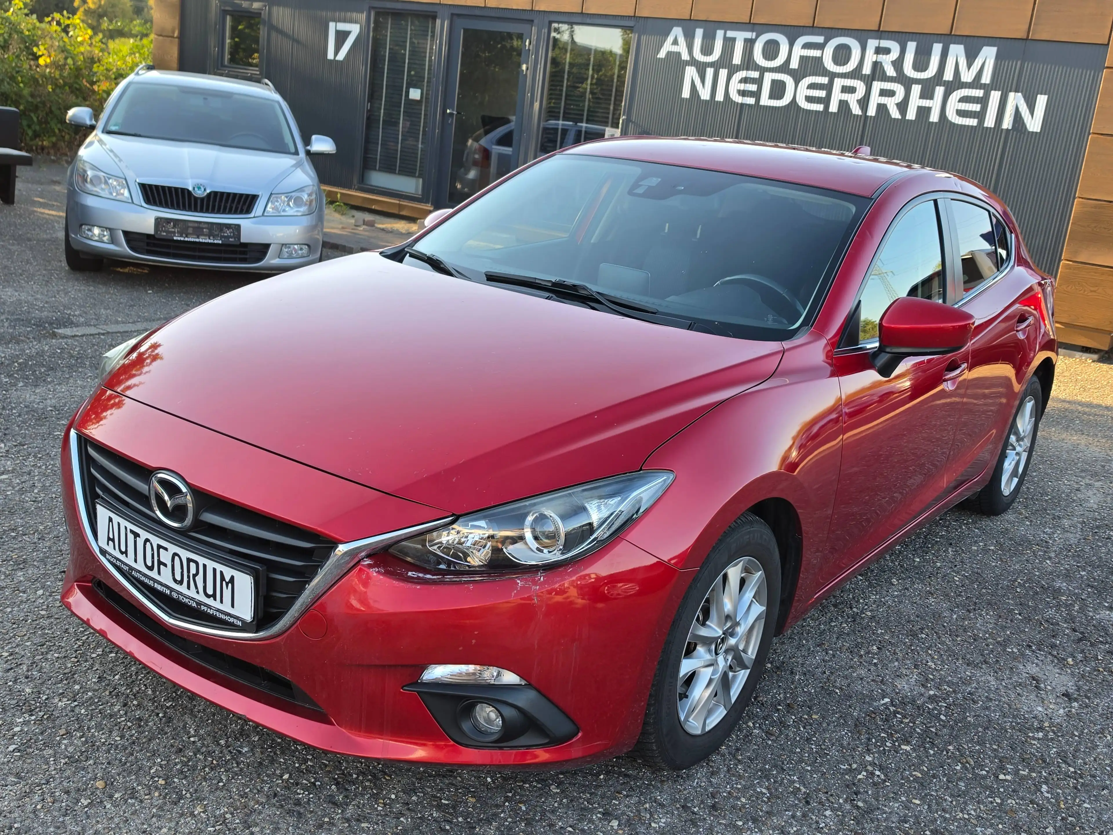 Mazda 3 Center-Line AUTOMATIK — photo 2