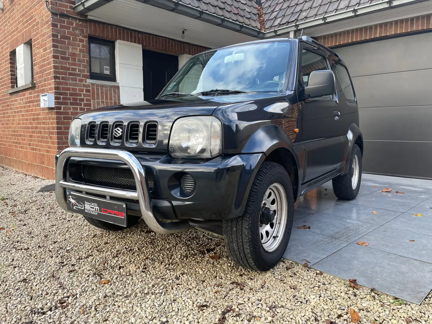 Suzuki Jimny 1.3i 16v JLX ABS Noir - 1