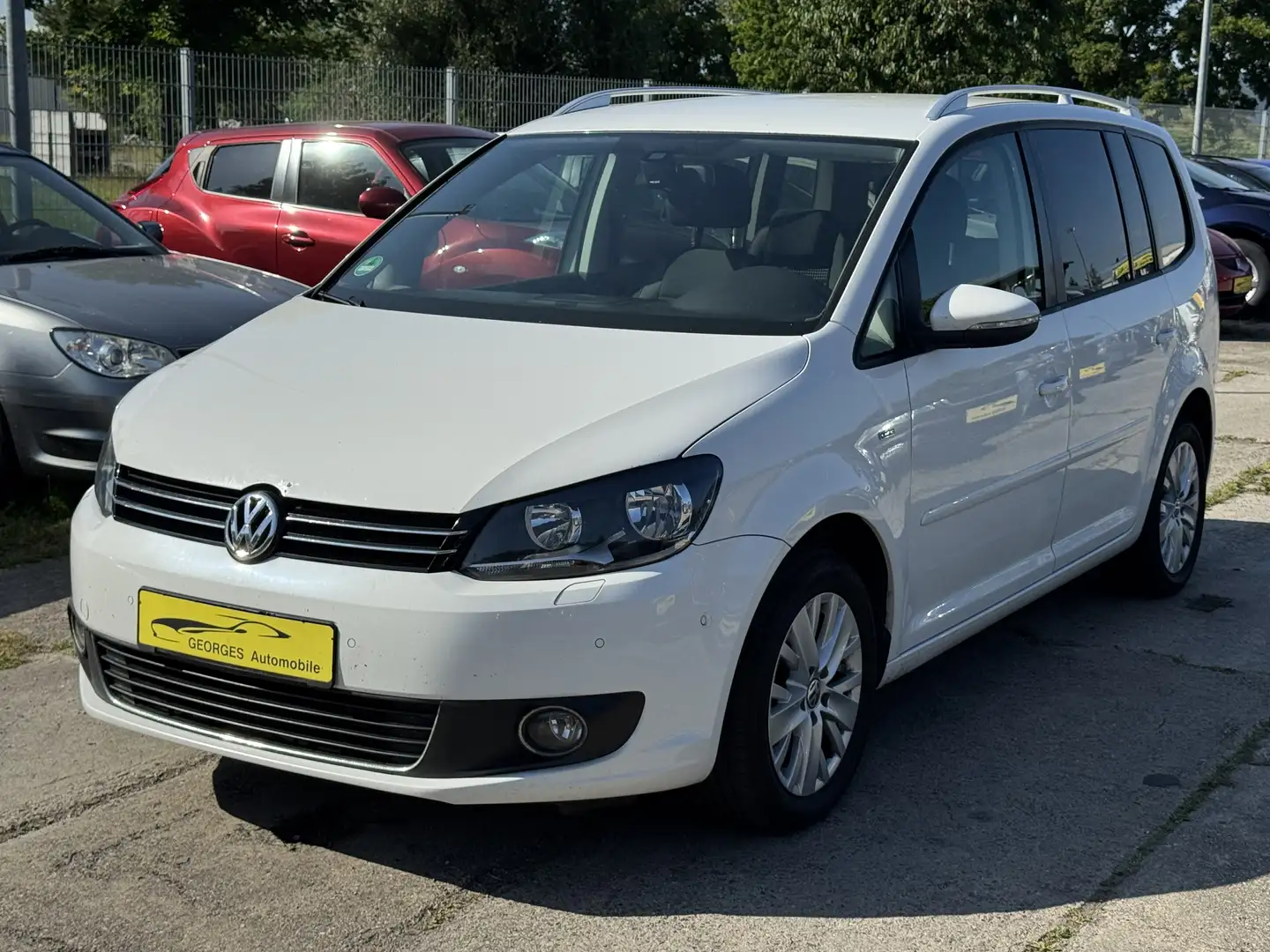 Volkswagen Touran 2.0 TDI DPF Comfortline Weiß - 1