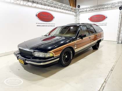 Buick ROADMASTER Estate Wagon - NO RESERVE  - ONLINE AUC
