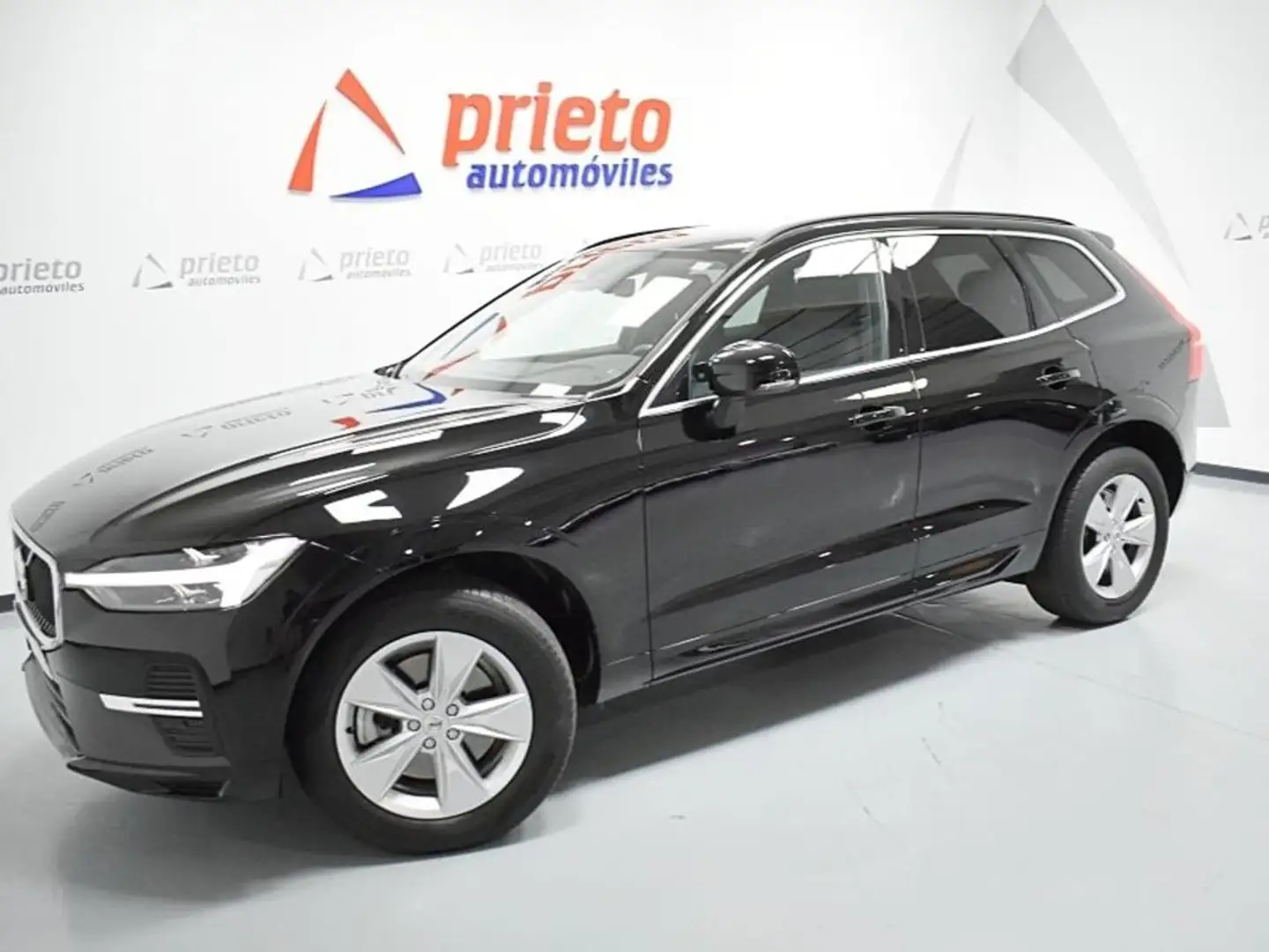 Volvo XC60 2.0 B4 D Momentum Pro Auto Negro - 1
