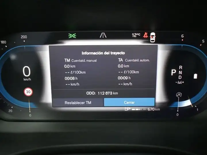 Volvo XC60 2021, foto 17