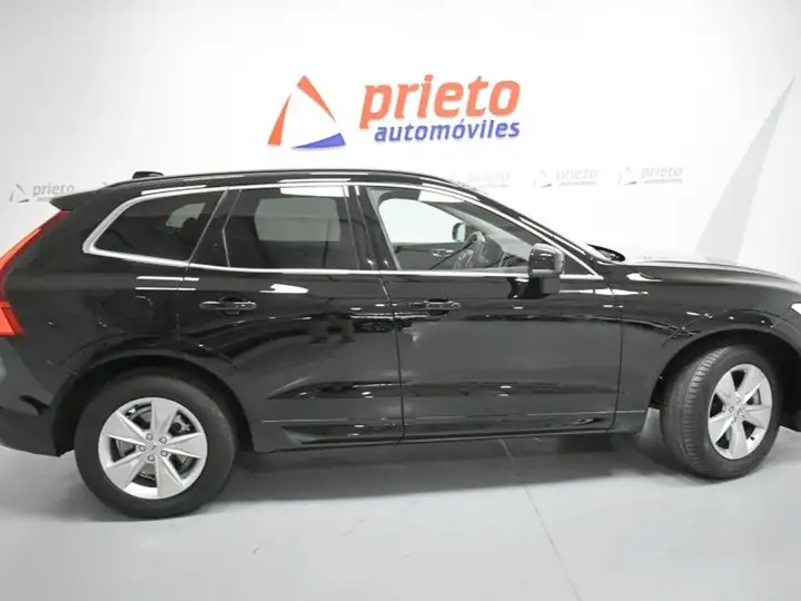 Volvo XC60 2021, foto 33