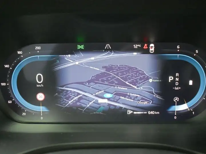 Volvo XC60 2021, foto 16