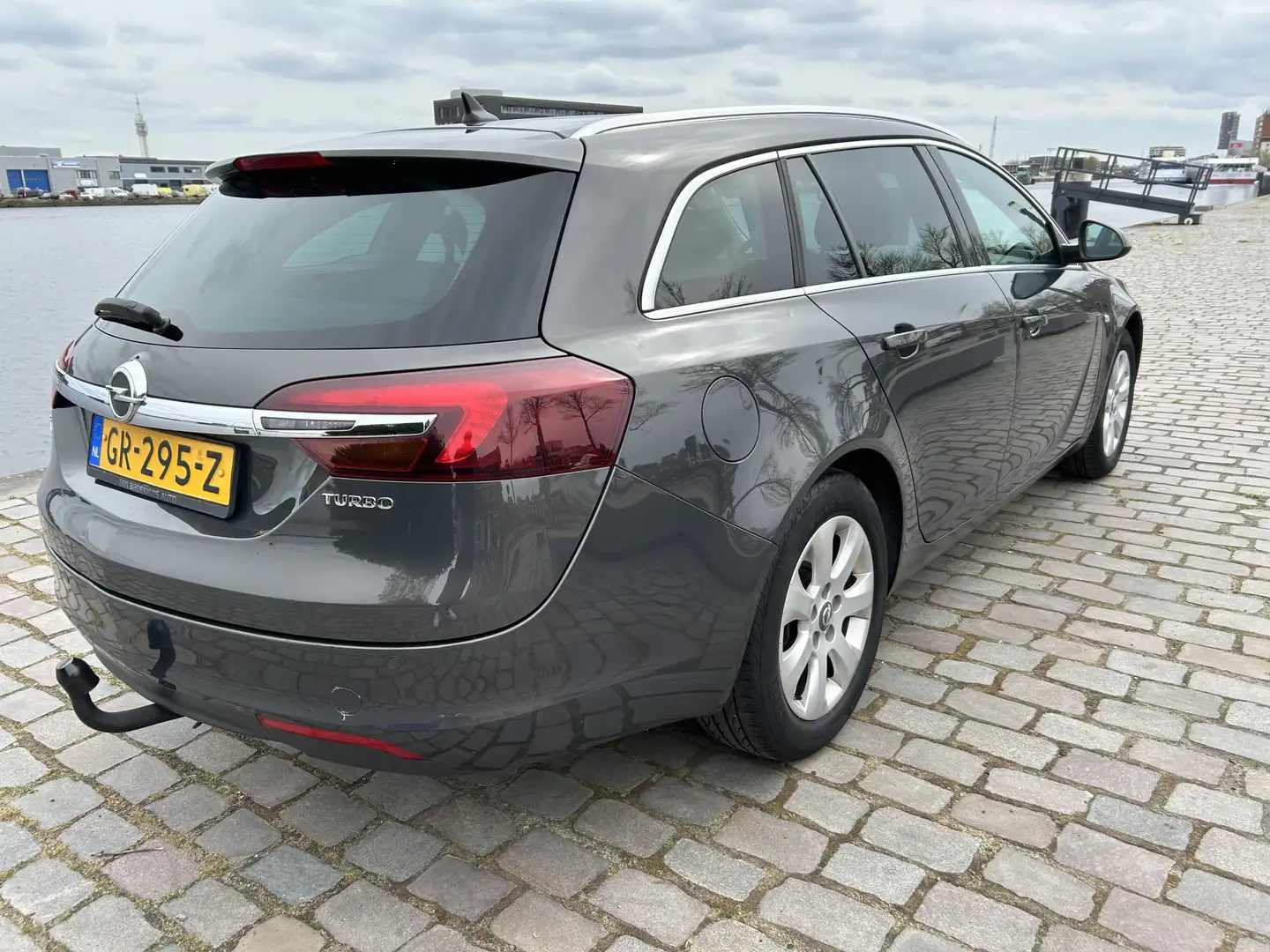 Opel Insignia Sports Tourer 1.6 T Cosmo 95.000 km!! automaat ! n Grijs - 2