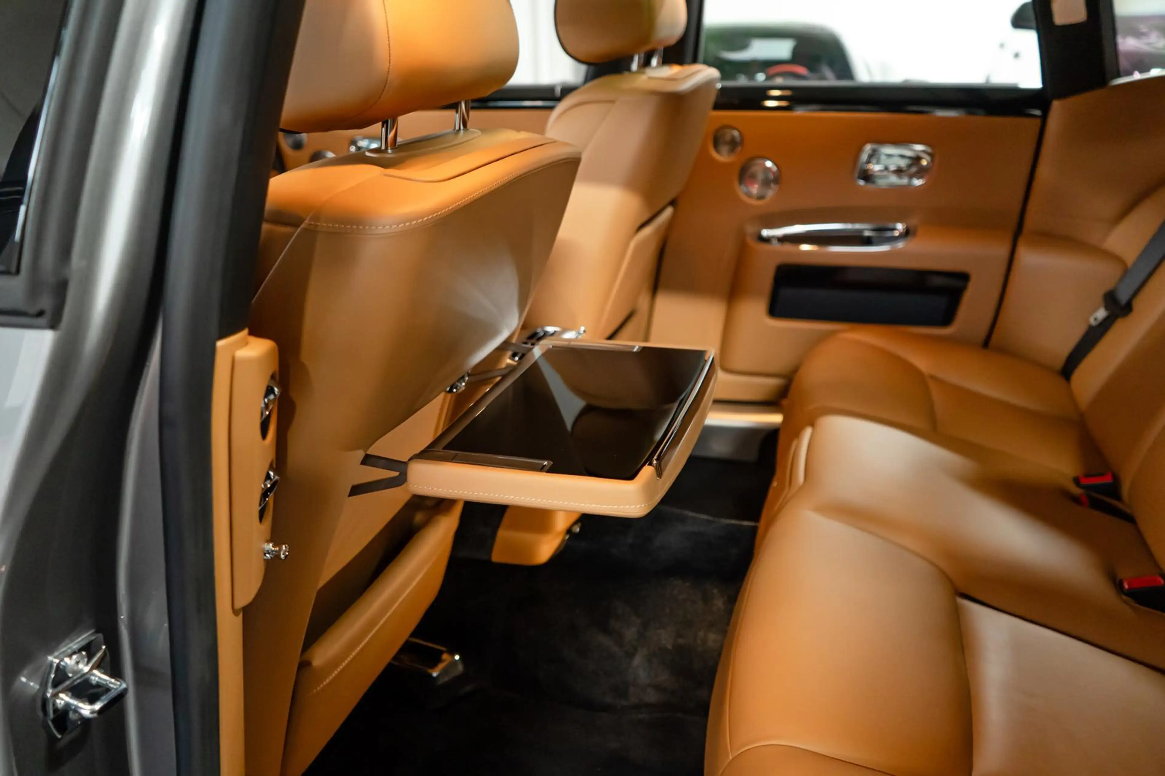 Rolls-Royce Ghost V12 6.5 LED HUD 360° PANO NIGHT SOFT SOUND — photo 23