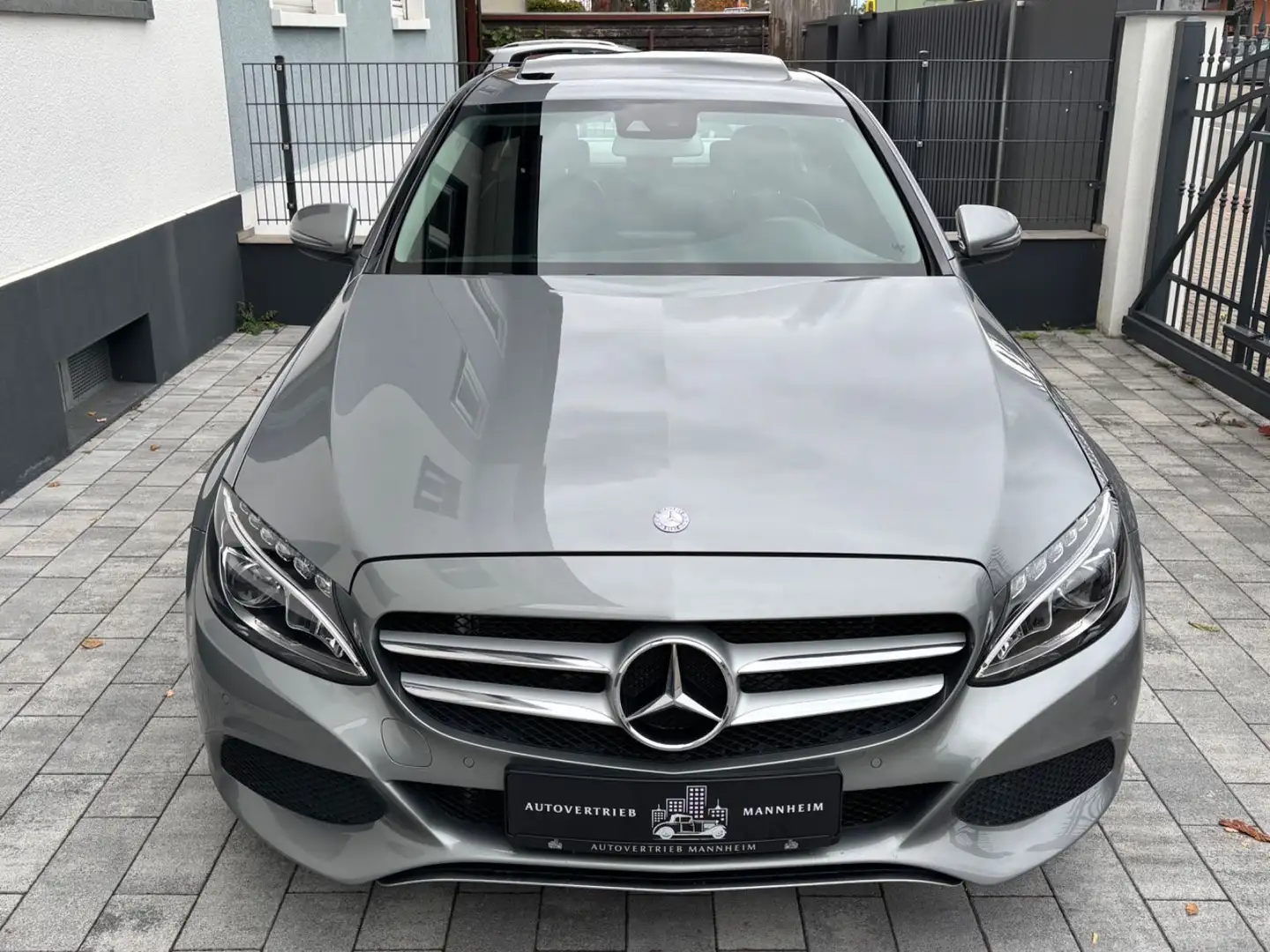 Mercedes-Benz C 180 CGI Avantgarde /AHK/KAMERA/LED/S.DACH/SHZ Silber - 2