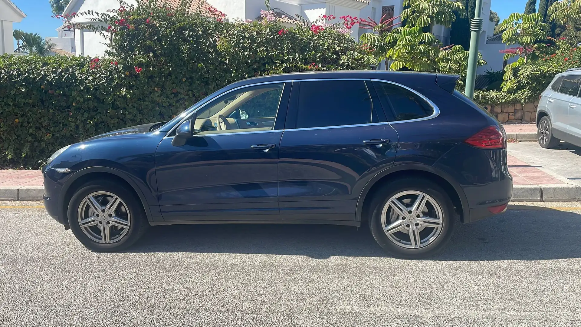 Porsche 918 Cayenne 4.8 S tiptronic - 1