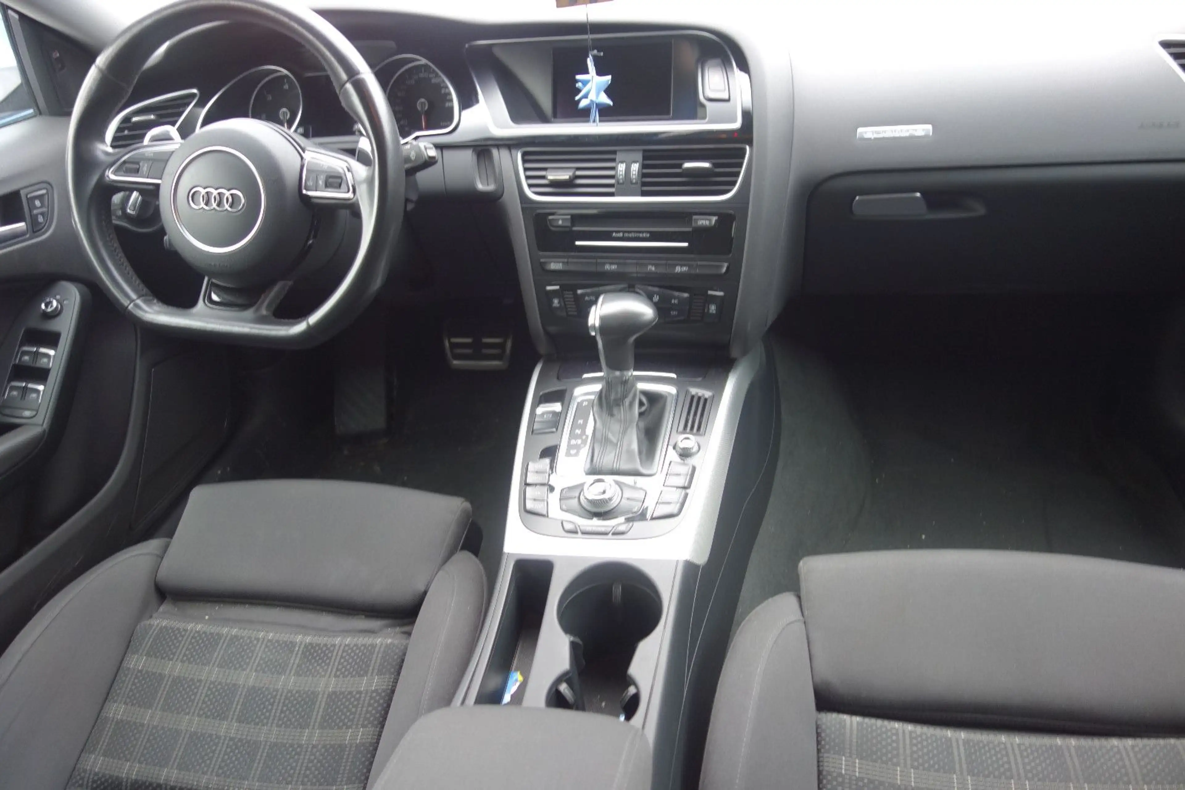 Audi A5 Sportback 2.0 TDI  quattro Sportpaket — photo 12