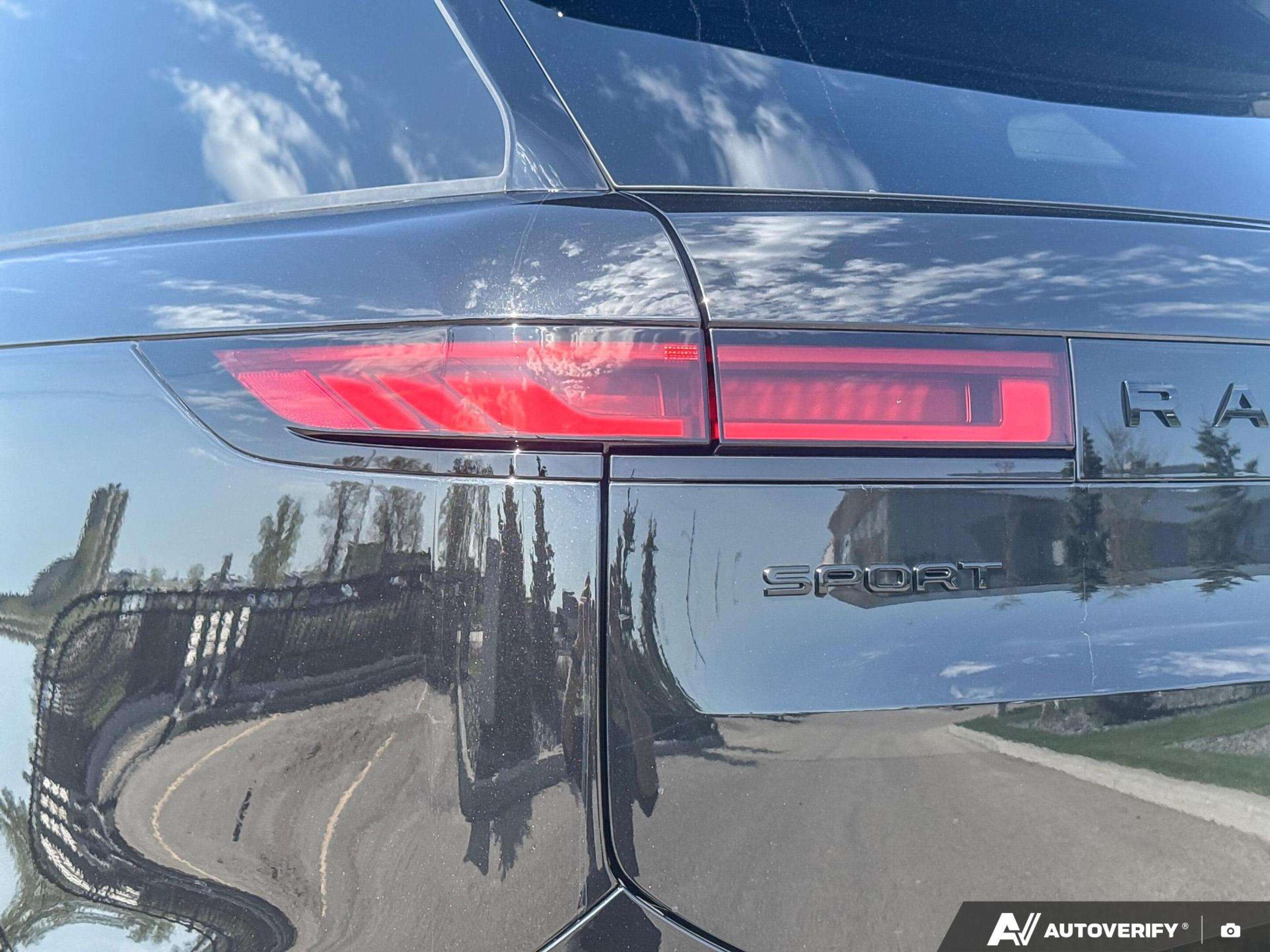 2026 Land Rover Range Rover Sport P400 Dynamic HSE thumb 12