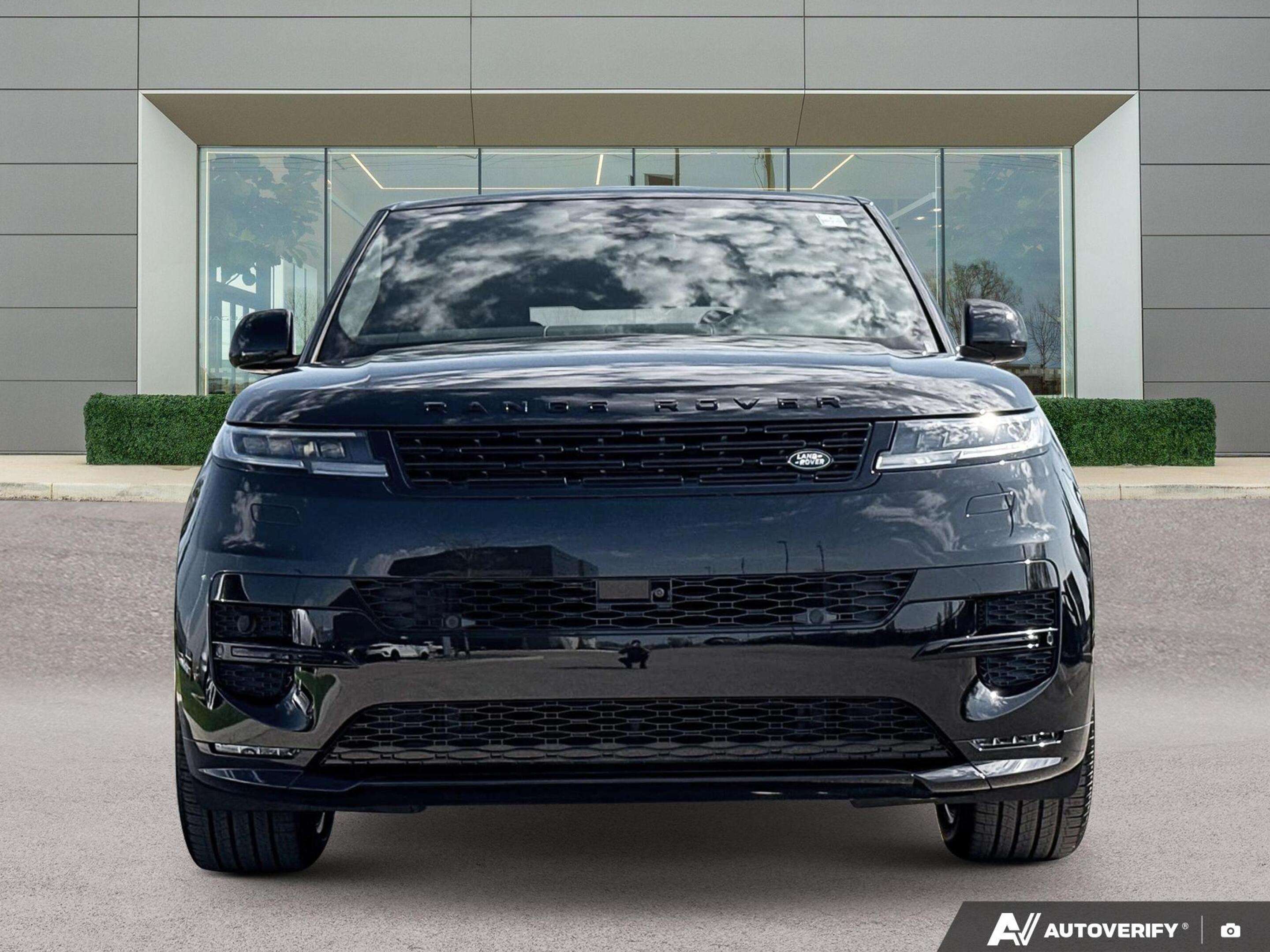 2026 Land Rover Range Rover Sport P400 Dynamic HSE alt 3