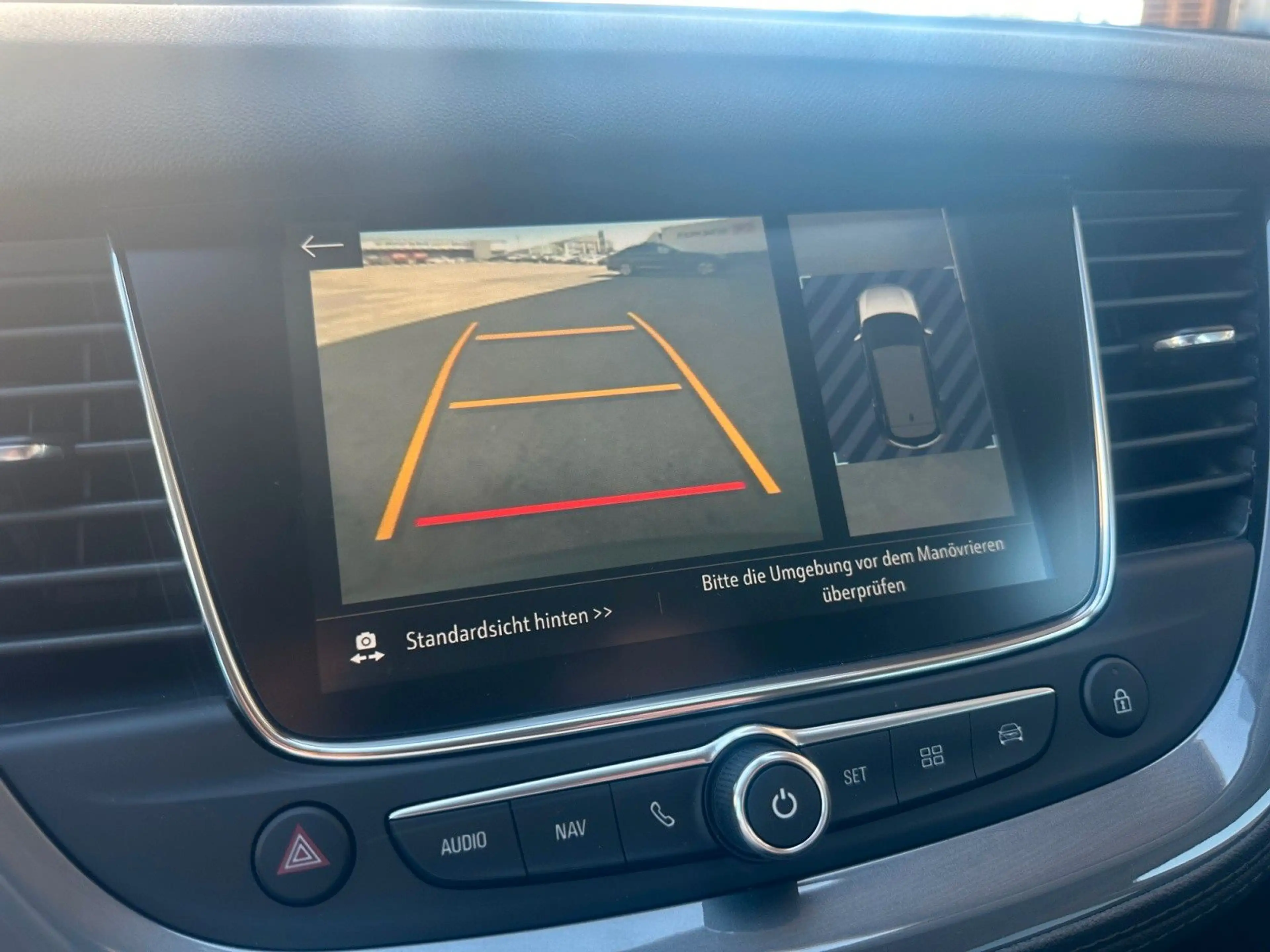 Opel Grandland X Design Line 360CAM+AHK+NAVI+SHZ+TOTW — photo 9