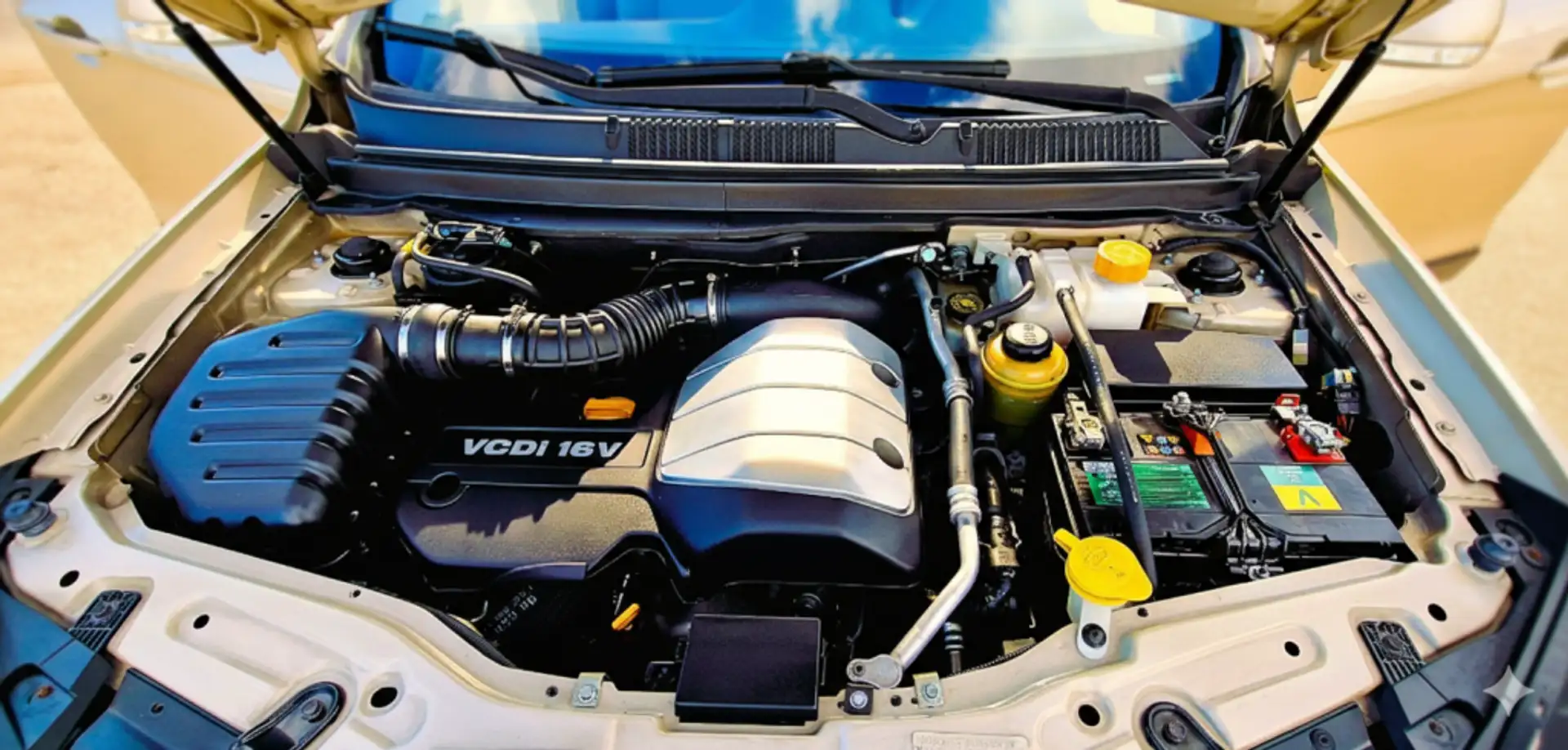 Chevrolet Captiva 2.0VCDi LTX Aut. Beige - 2