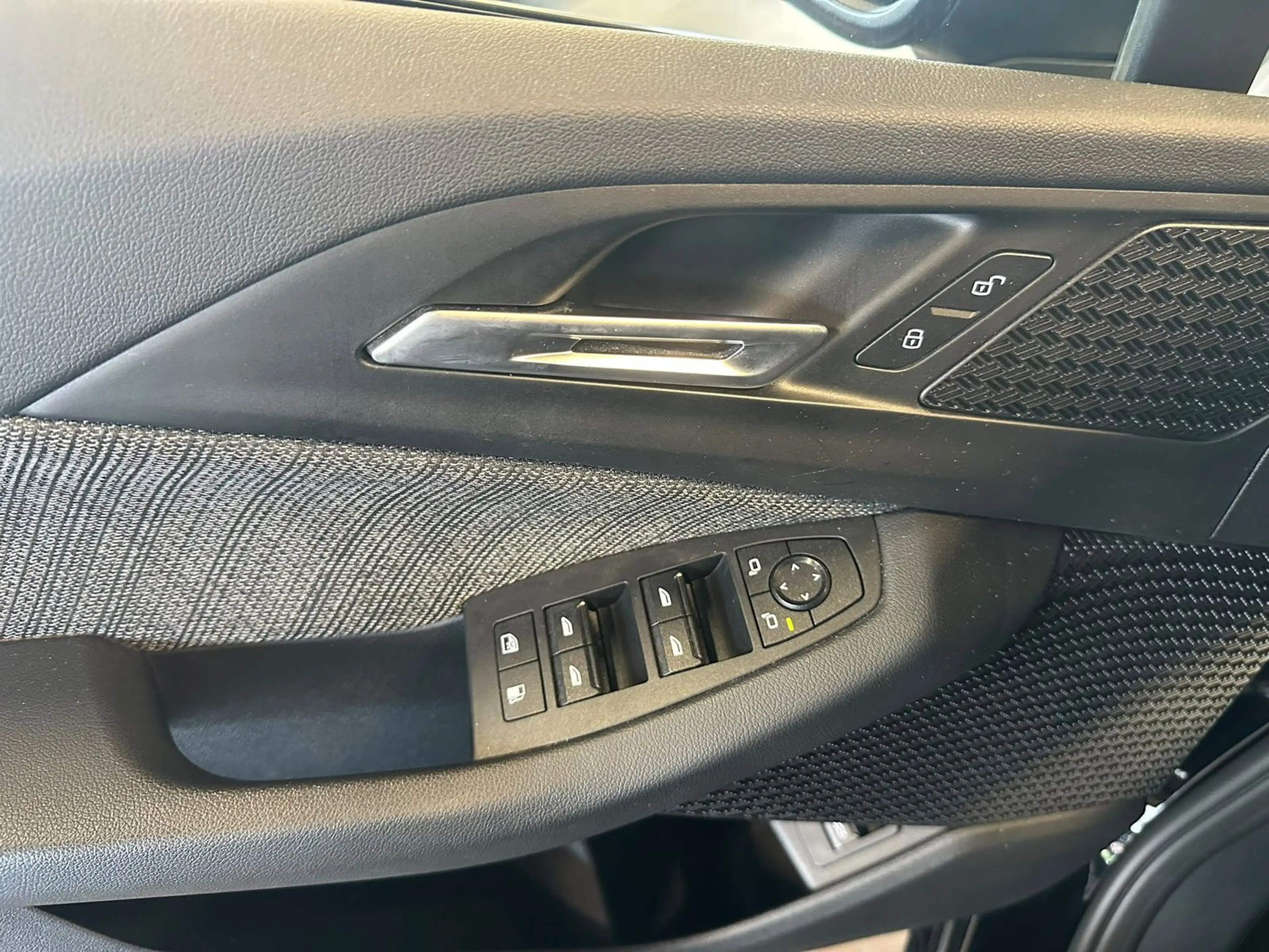 BMW 225 e xDrive AHK/LiveCockpit/Kamer — photo 14
