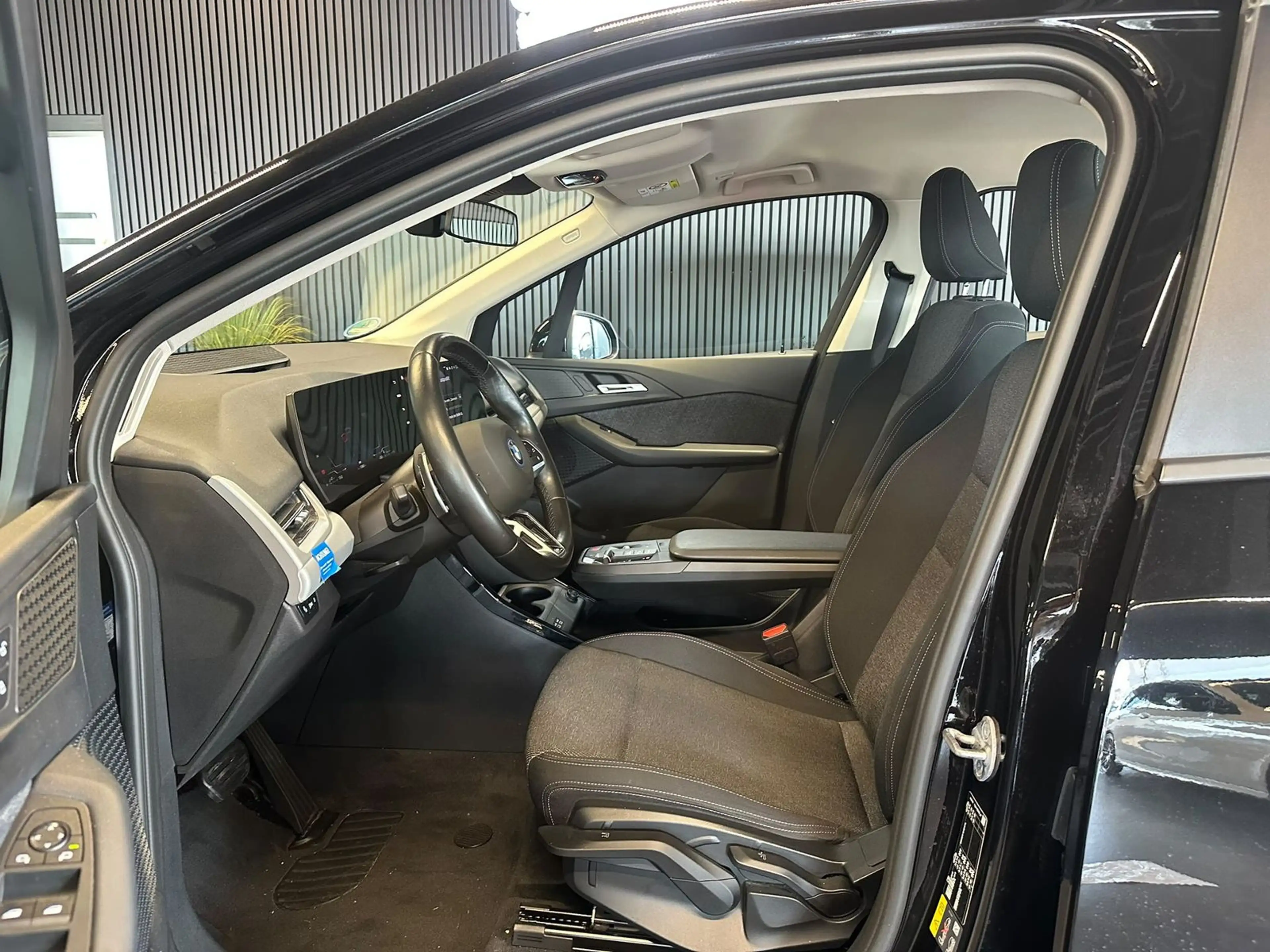 BMW 225 e xDrive AHK/LiveCockpit/Kamer — photo 10