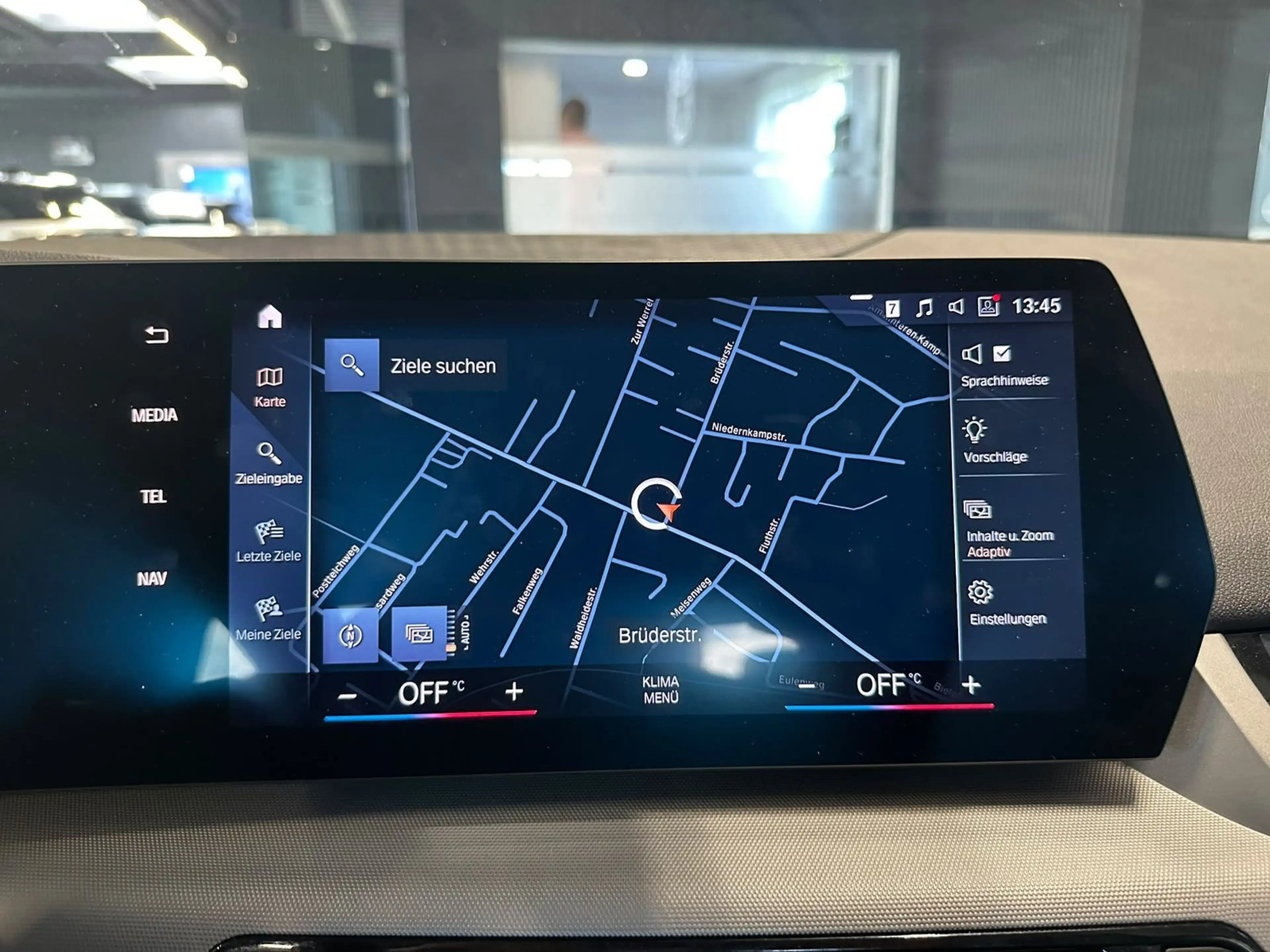 BMW 225 e xDrive AHK/LiveCockpit/Kamer — photo 9
