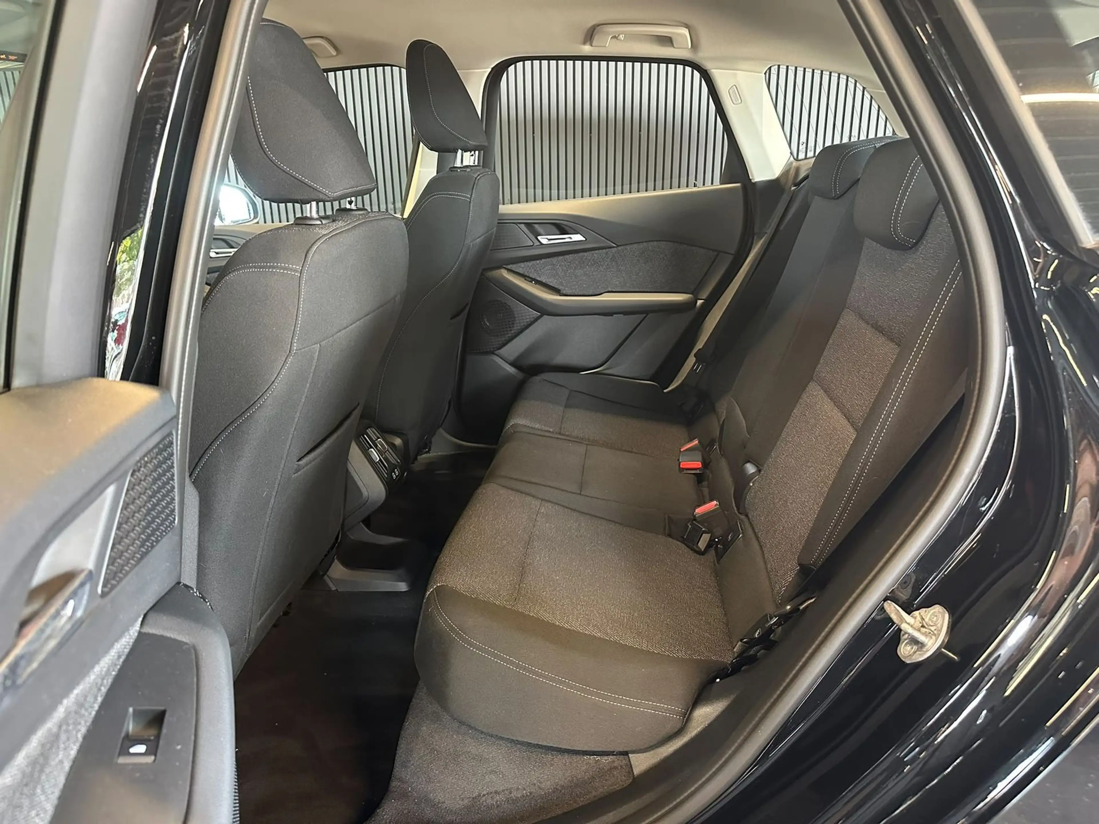 BMW 225 e xDrive AHK/LiveCockpit/Kamer — photo 12