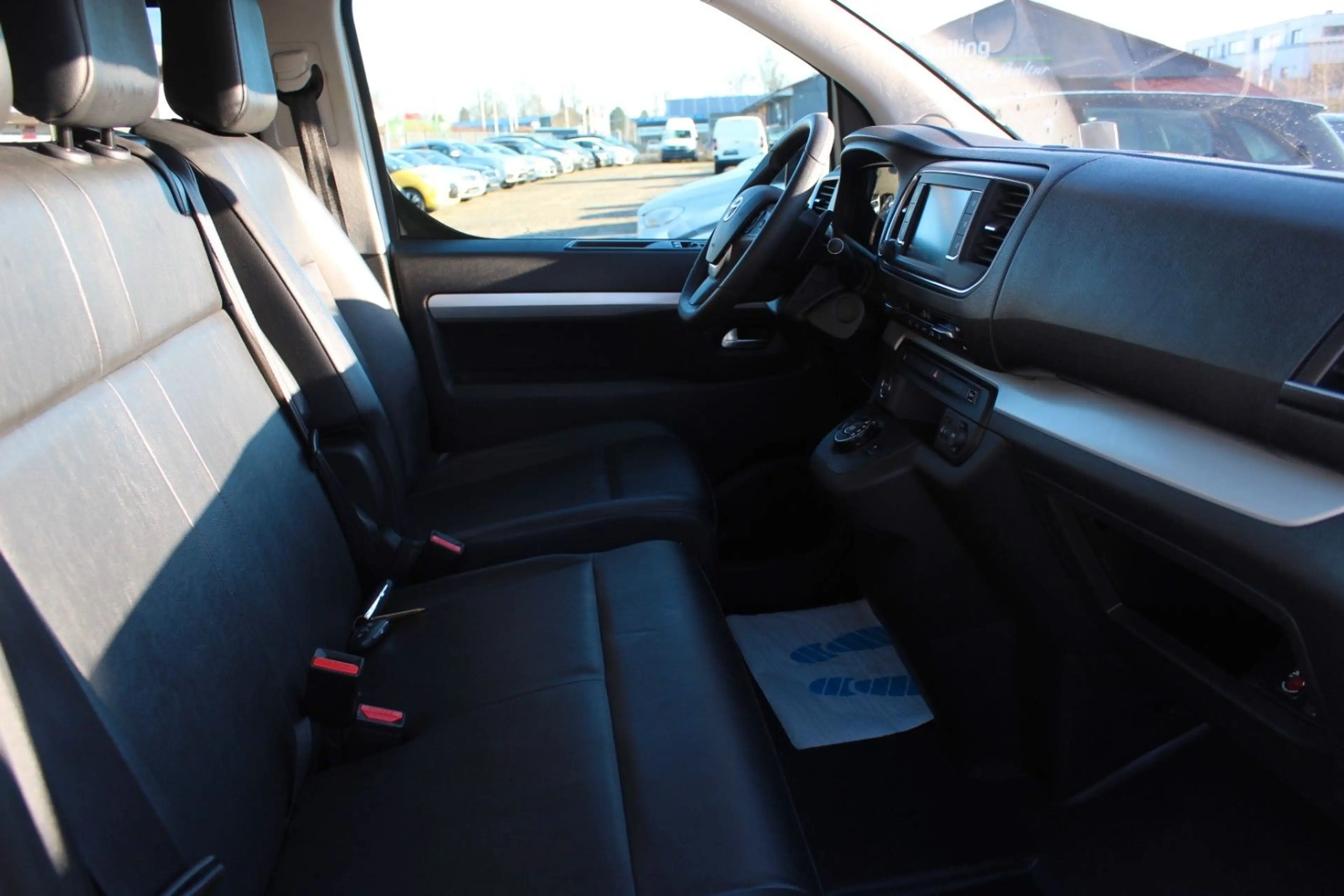 Toyota Proace Verso L2 Shuttle Comfort*2.0 D-4D*9-Sitz — photo 4