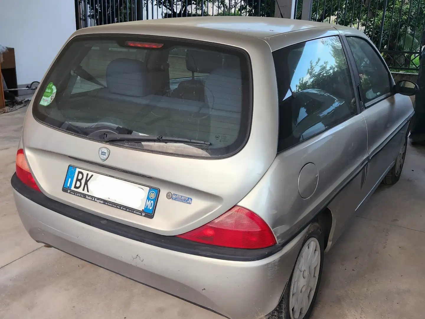Lancia Y 1.2 8v LS c/airbag - 1