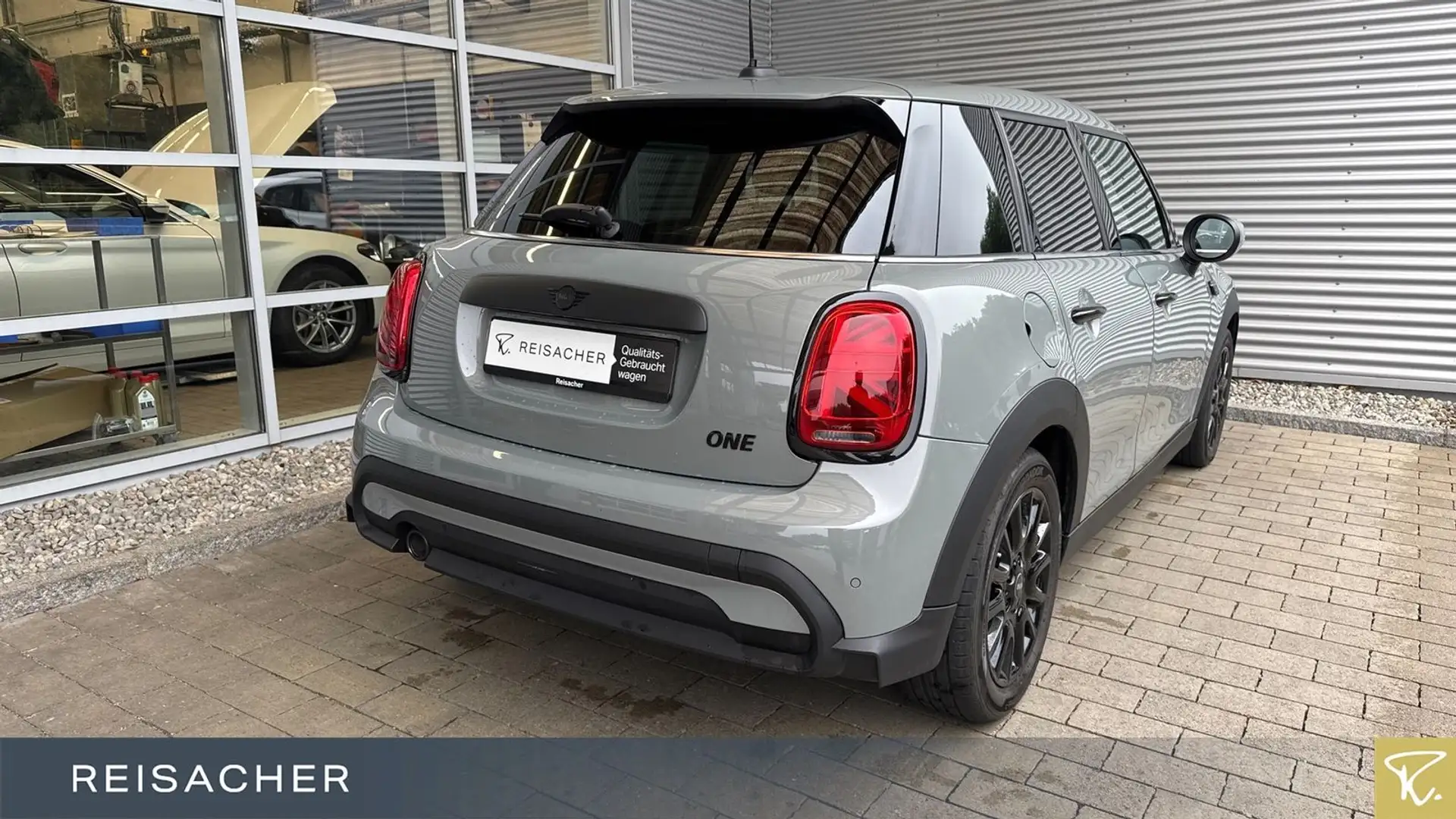 MINI One One 5-türig Classic-Trim Navi LED Tempo PDC 16" Grau - 2