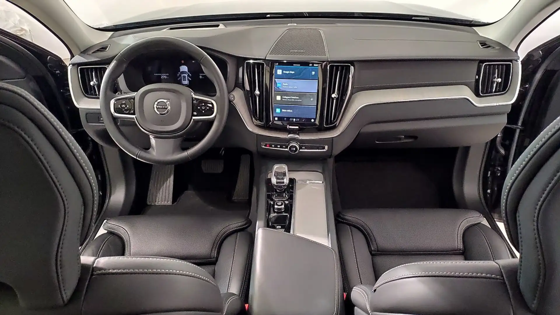 Volvo XC60 T6 Plug In Hybrid Awd Aut. Ultra Dark Zwart - 2