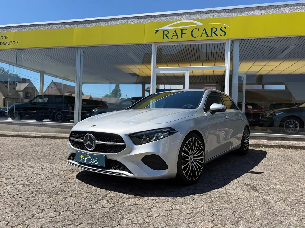 Mercedes-Benz A 180