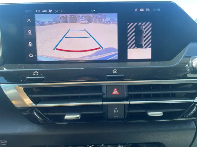 Citroen C4 view 17
