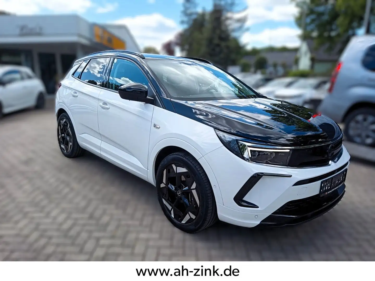 Opel Grandland X Grandland GSe 4x4 Plug-In-Hybrid Weiß - 1