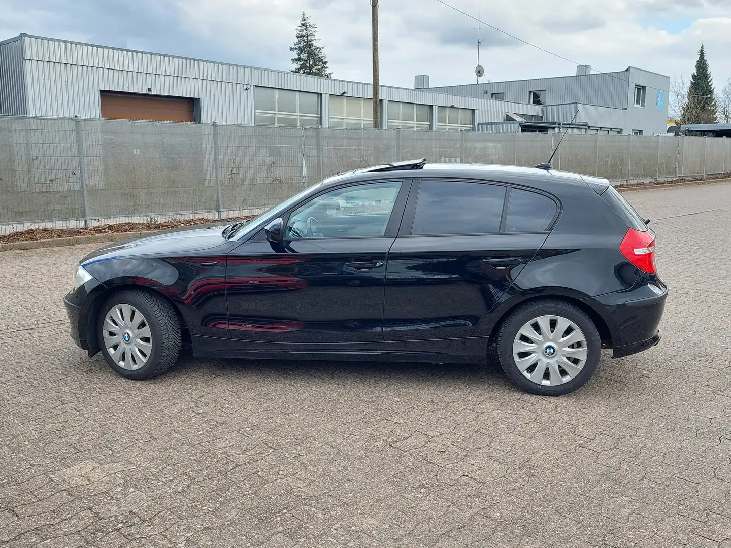 BMW 116 116i,Klima,el.GSD,GJR neuw.,sehr gepflegt Чорний - 2