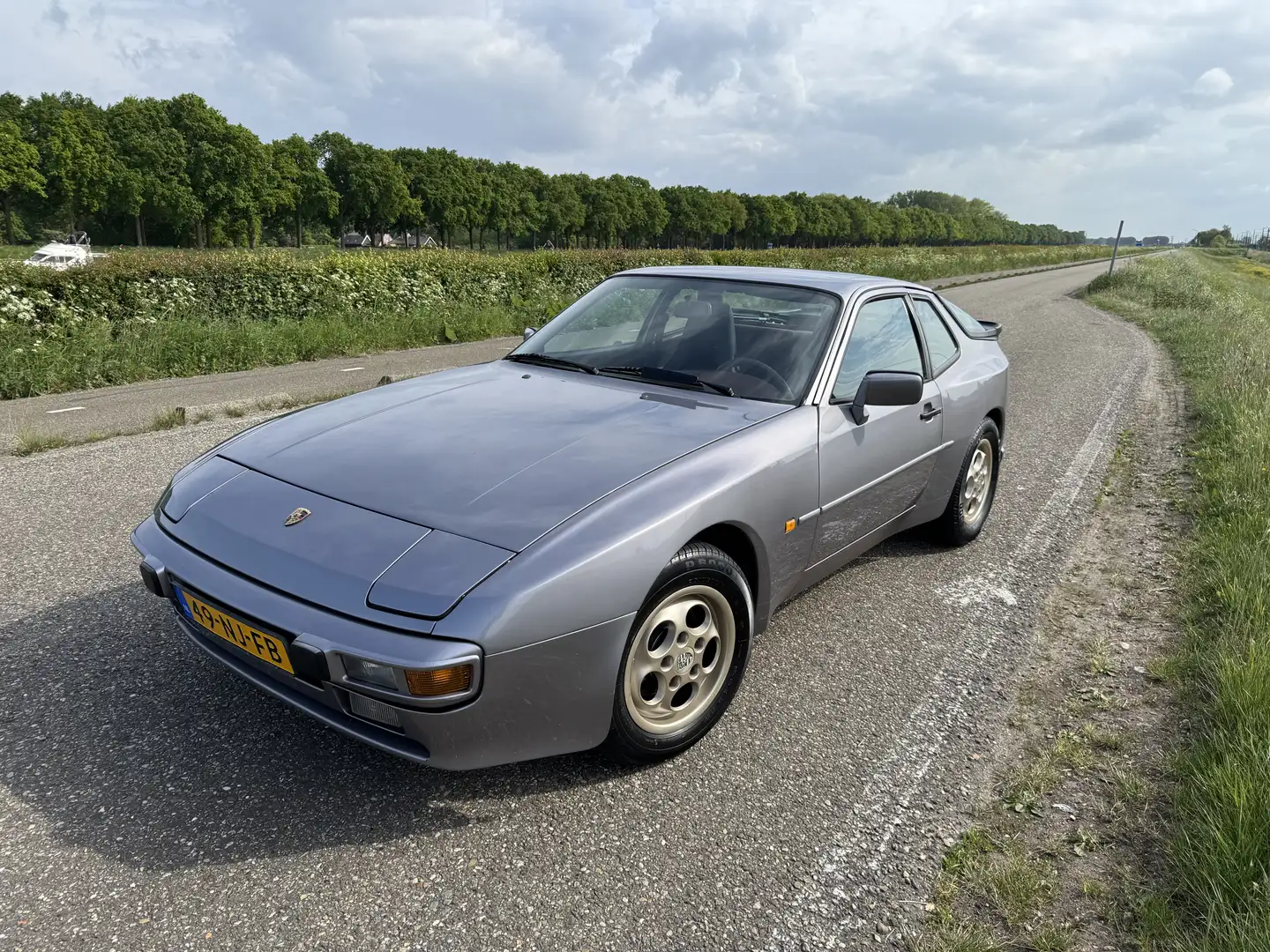 Porsche 944 S Grijs - 1
