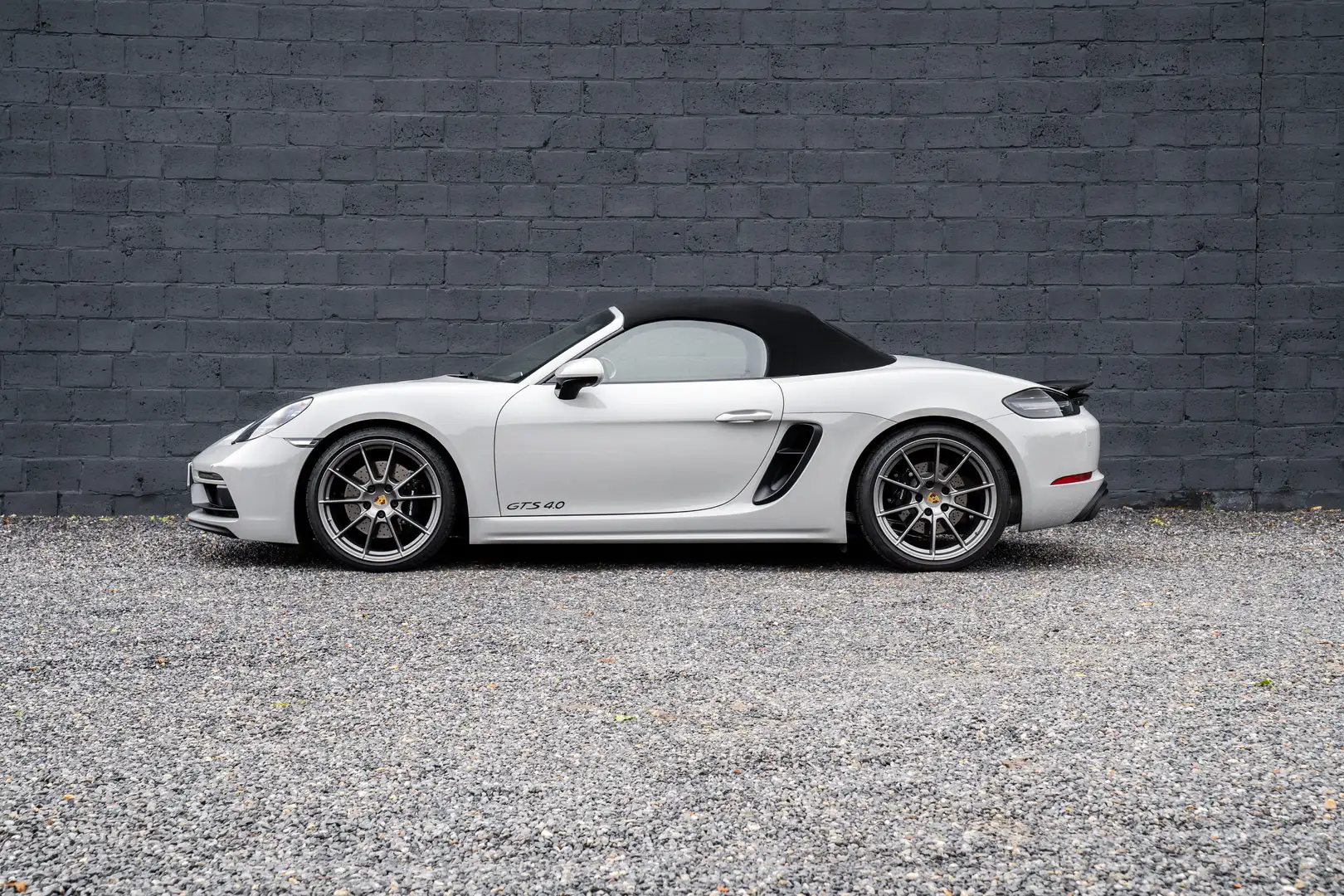 Porsche 718 Boxster GTS 4.0 NAVI/LED/CARBON Gris - 2