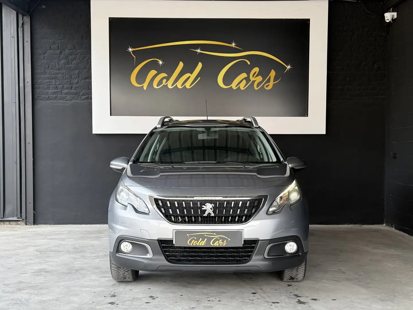 Peugeot 2008 1.6 BlueHDi Active LED*NAVI*CRUISE* Gris - 1