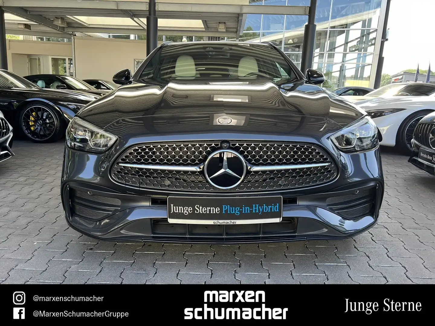 Mercedes-Benz C 300 C 300 e T AMG Night+AHK+Distro+Kamera+AdvSound LED Gris - 2