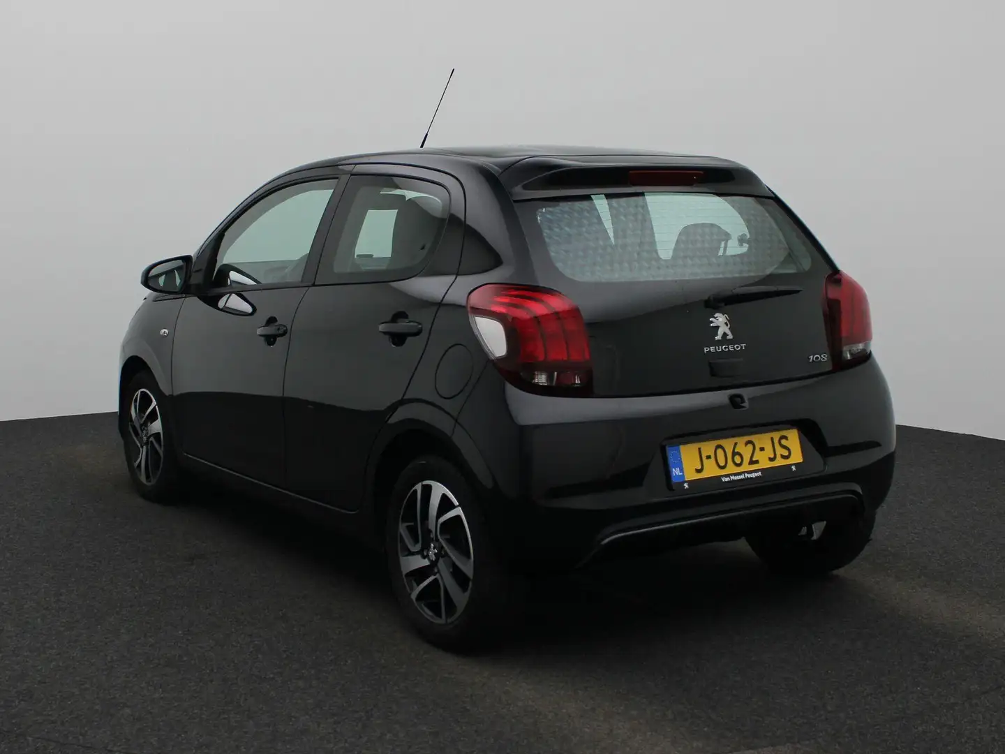 Peugeot 108 1.0 e-VTi Allure | LMV | Airco | Bluetooth | Navig Noir - 2