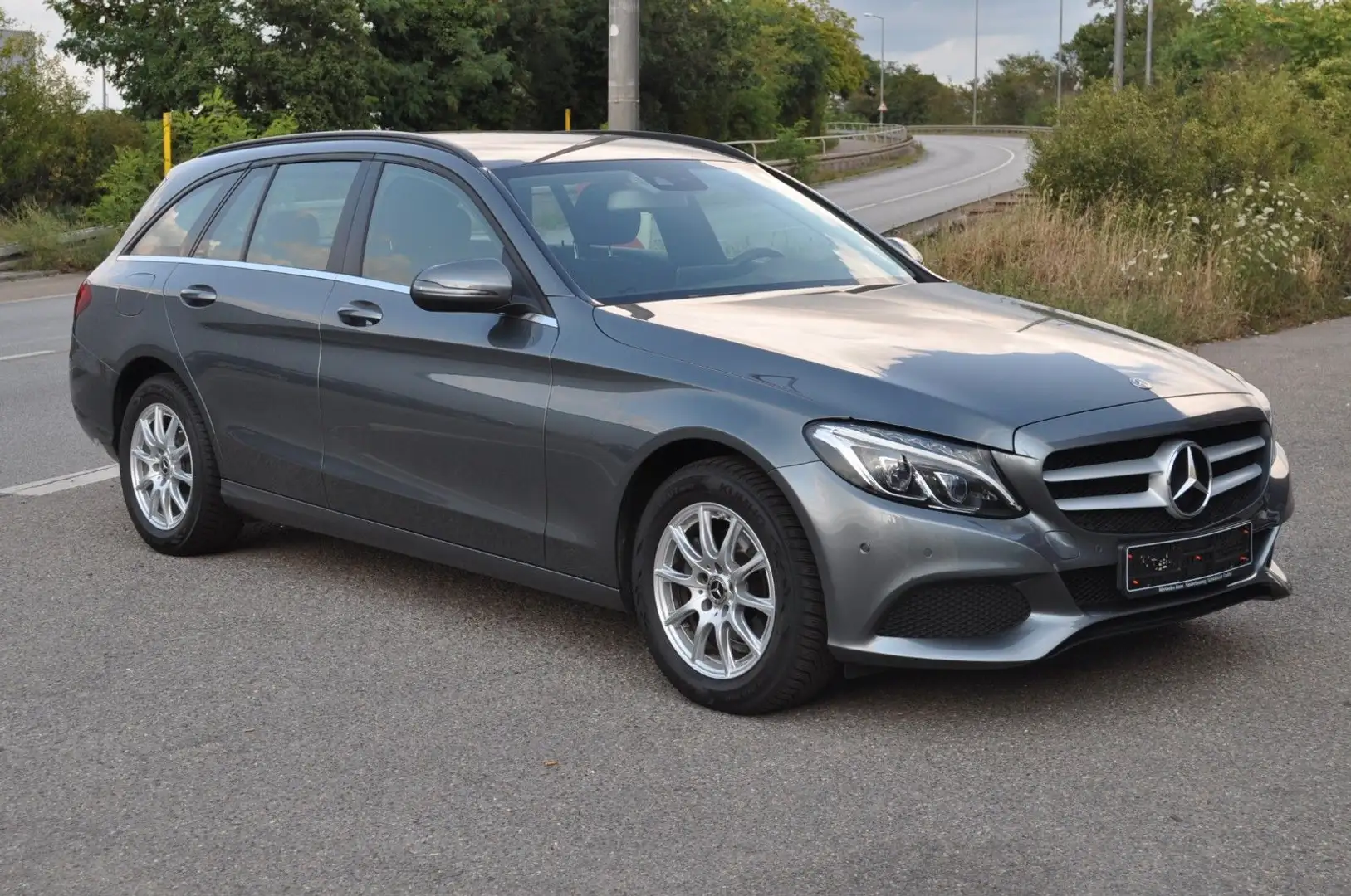 Mercedes-Benz C 200 T BlueTec / d * 6-Gang - TÜV NEU * Šedá - 1