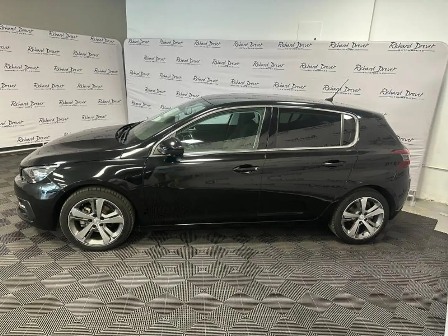 Peugeot 308 1.2 PureTech 130ch E6.c S\u0026S Allure EAT8 Noir - 2