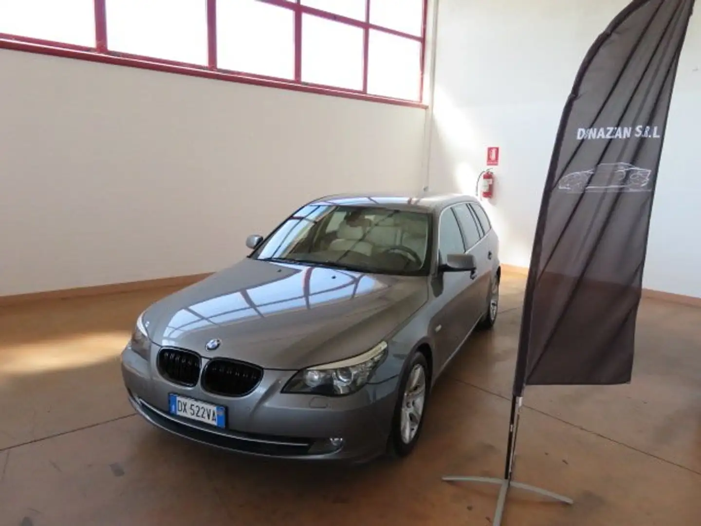 BMW 530 Serie 5  Touring 530d Touring Futura Autom. Grigio - 1