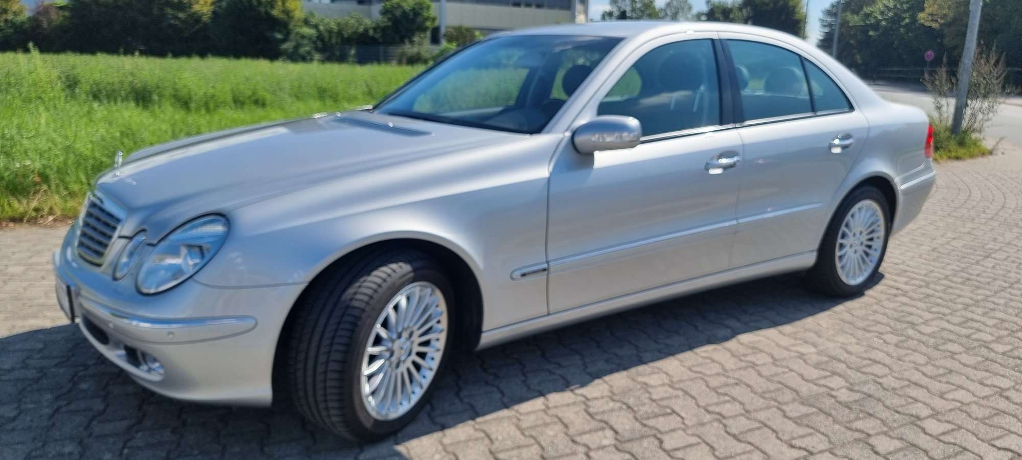Mercedes-Benz E 500