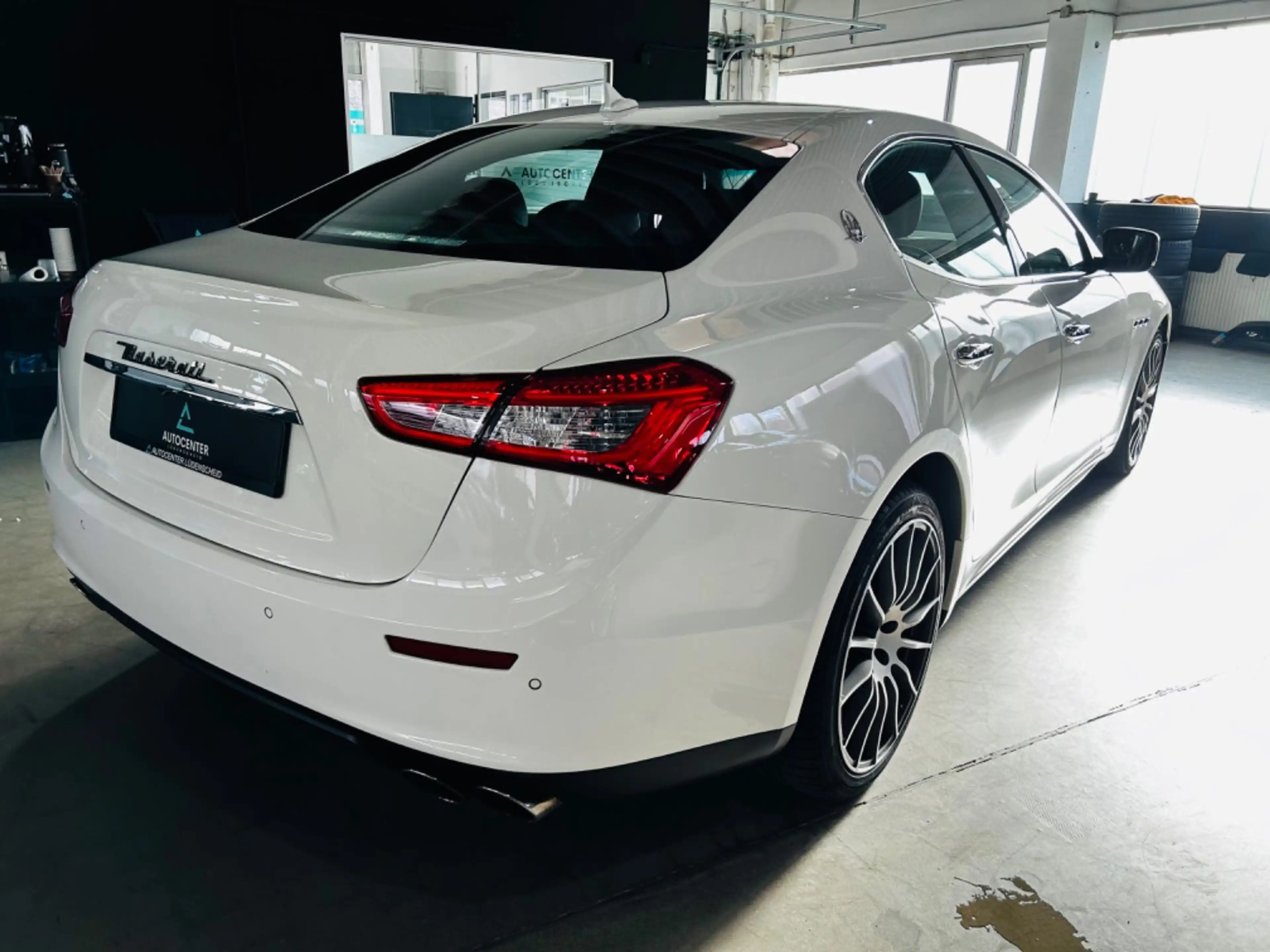 Maserati Ghibli GranSport Diesel *Memory*BiXenon*Brembo* — photo 6