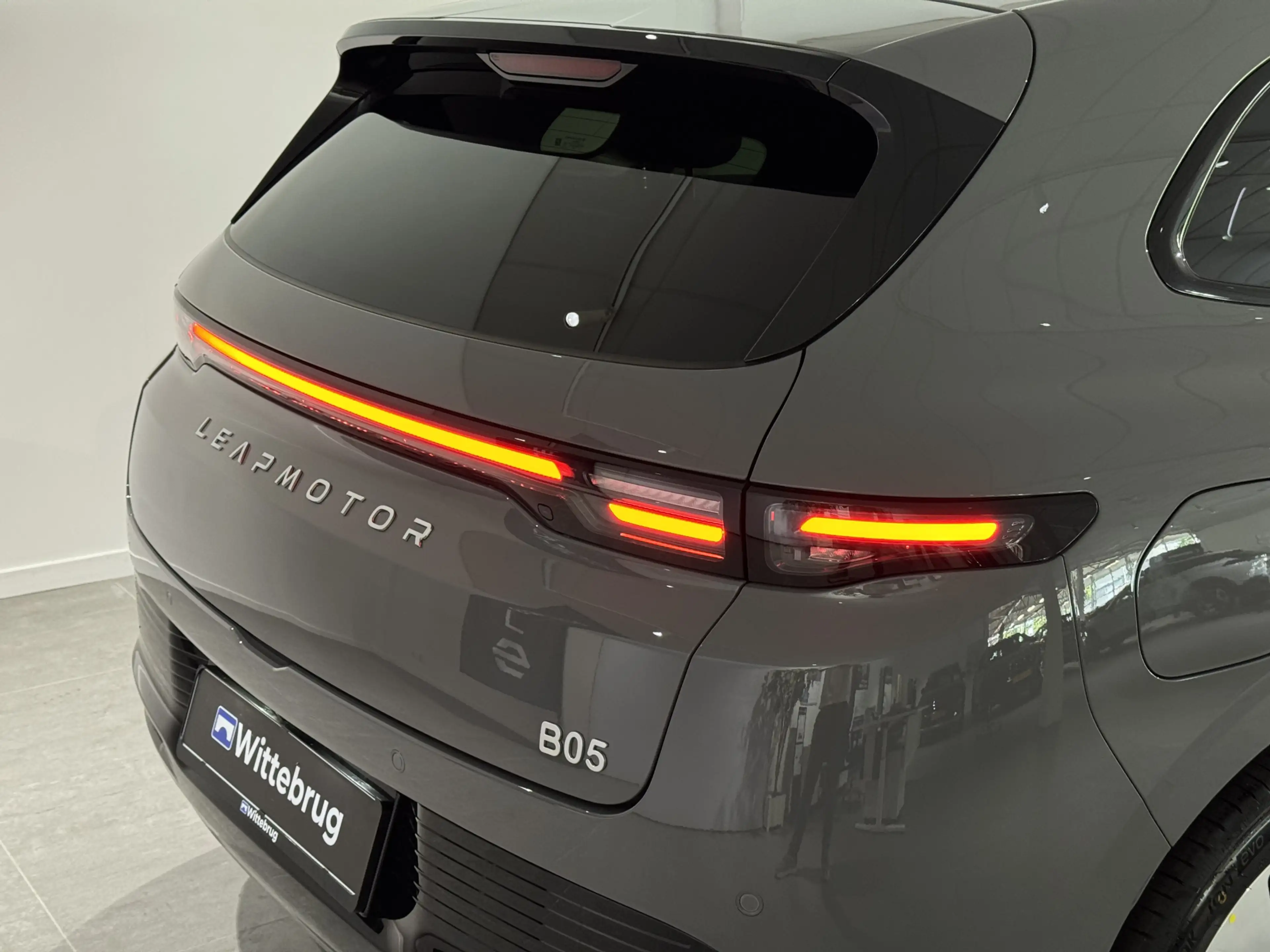Leapmotor B05 ProMax Design 67.1 kWh Volledig elektrisch, 482 km — photo 9