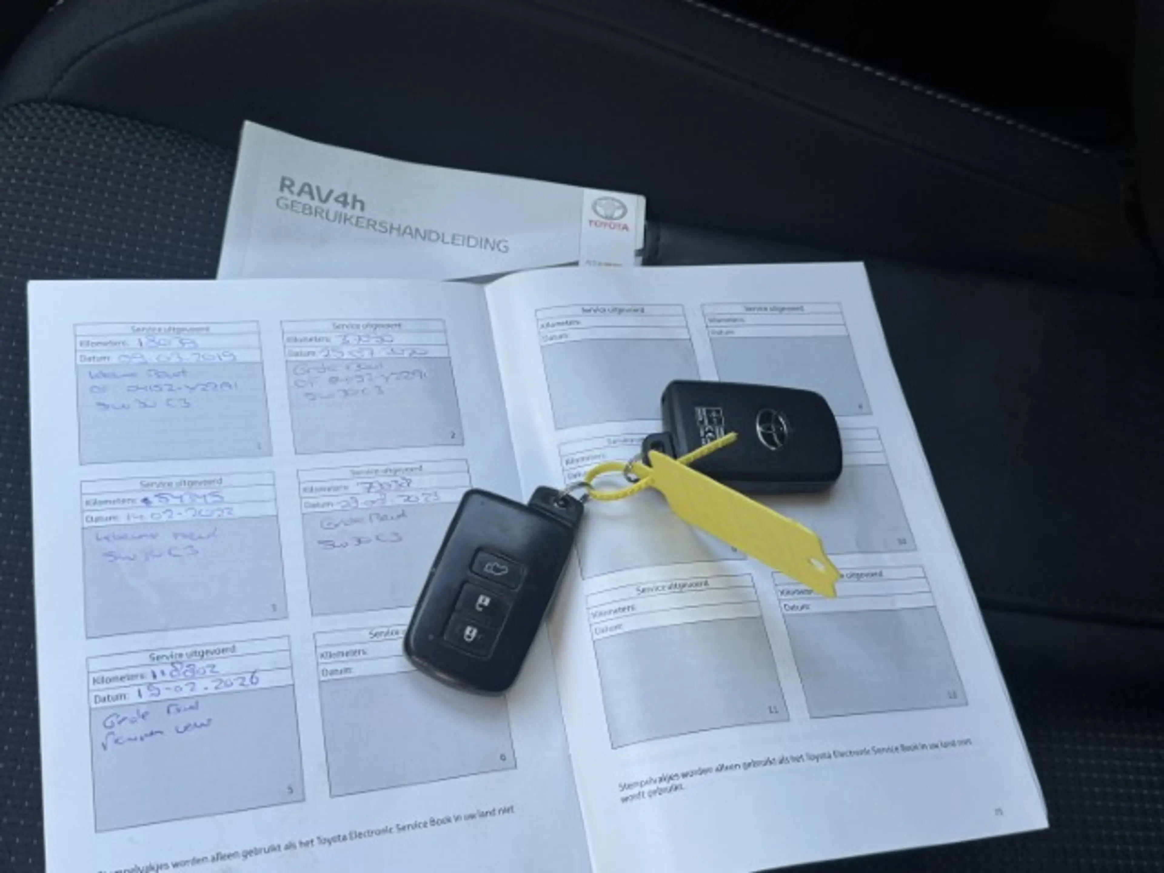 Toyota RAV 4 2.5 Hybrid AWD Dynamic — photo 17