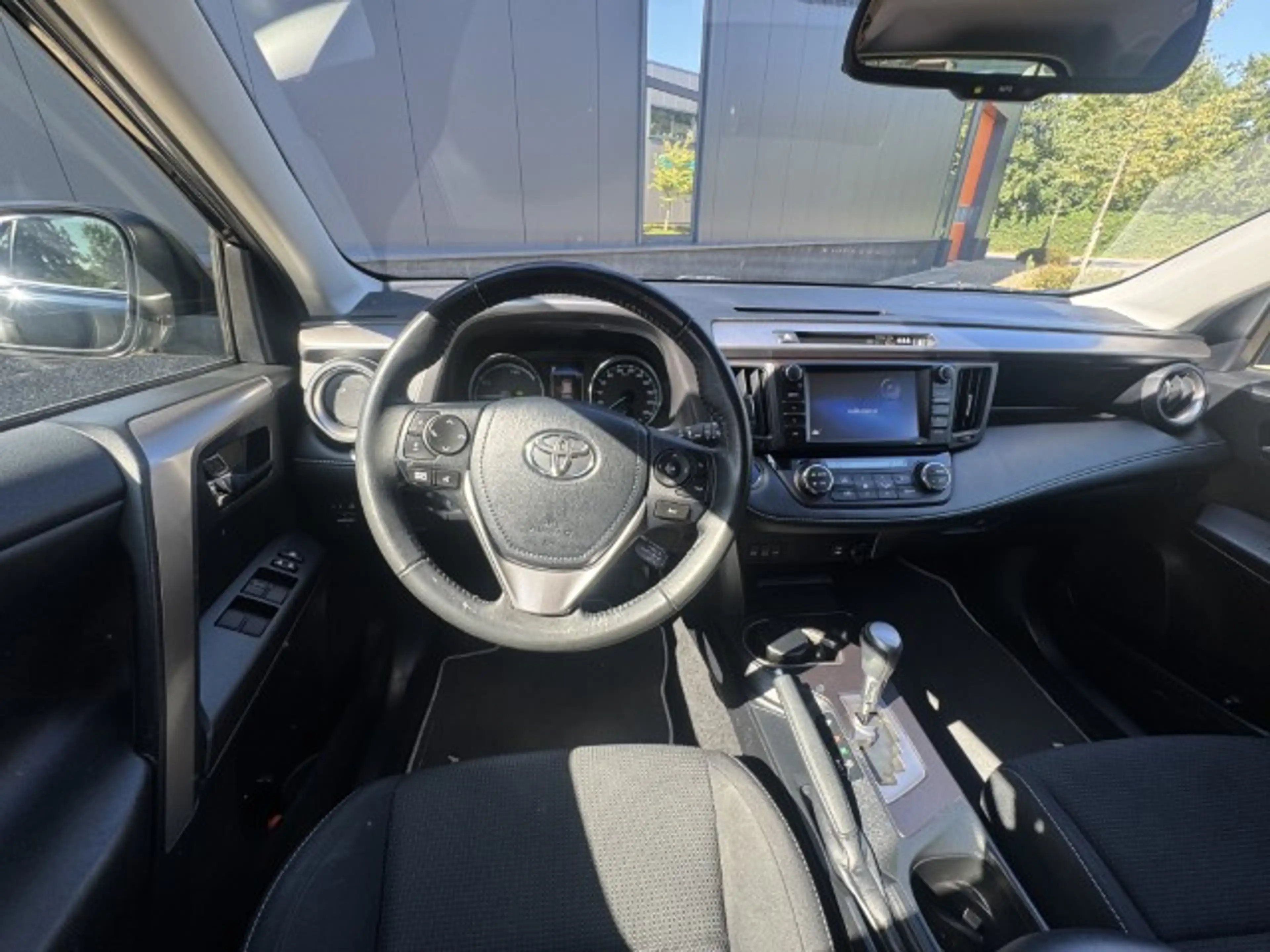 Toyota RAV 4 2.5 Hybrid AWD Dynamic — photo 7