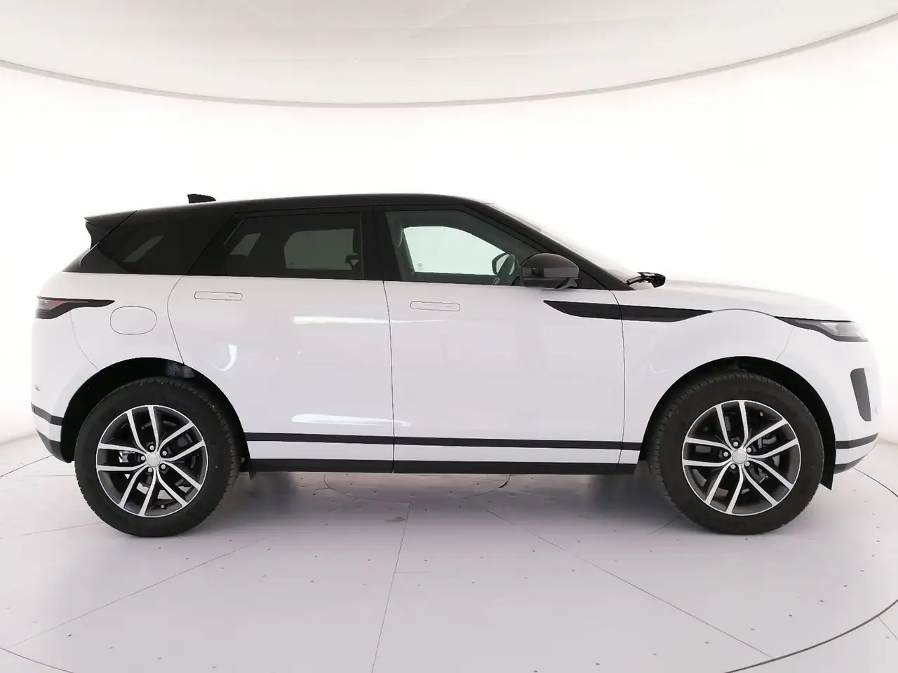 Land Rover Range Rover Evoque 2026