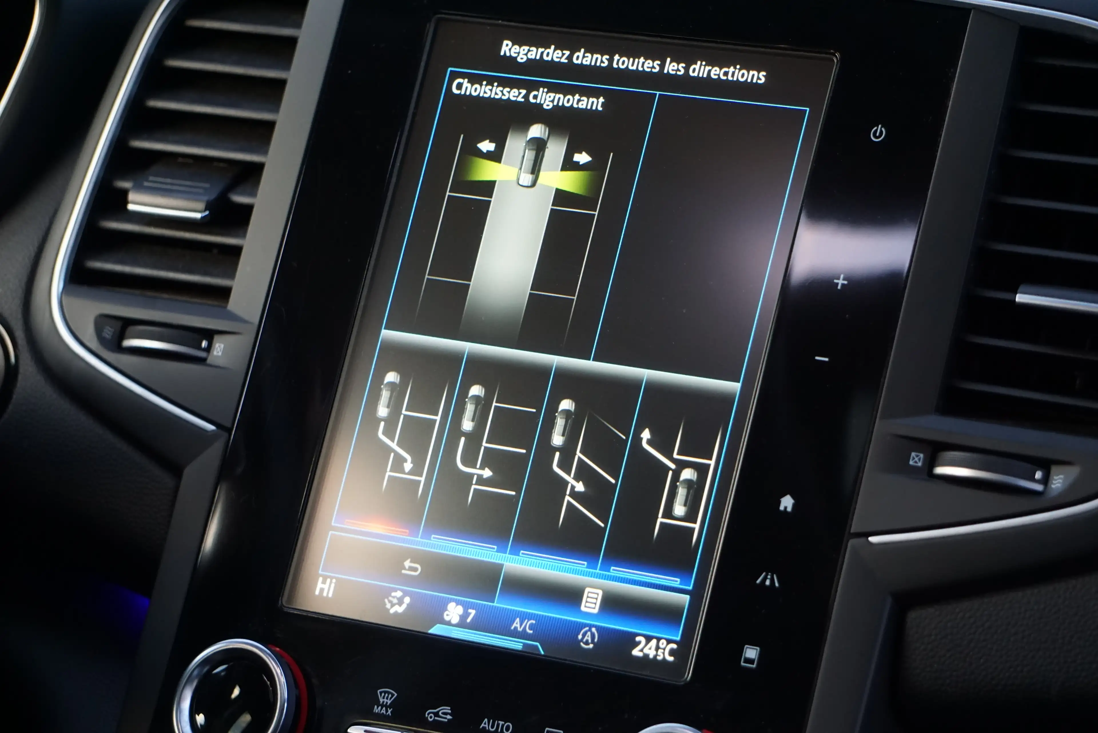 Renault Talisman SW 1.6 TCe AUTO NAVI CAM PANO LED VISION EUR6B — photo 14