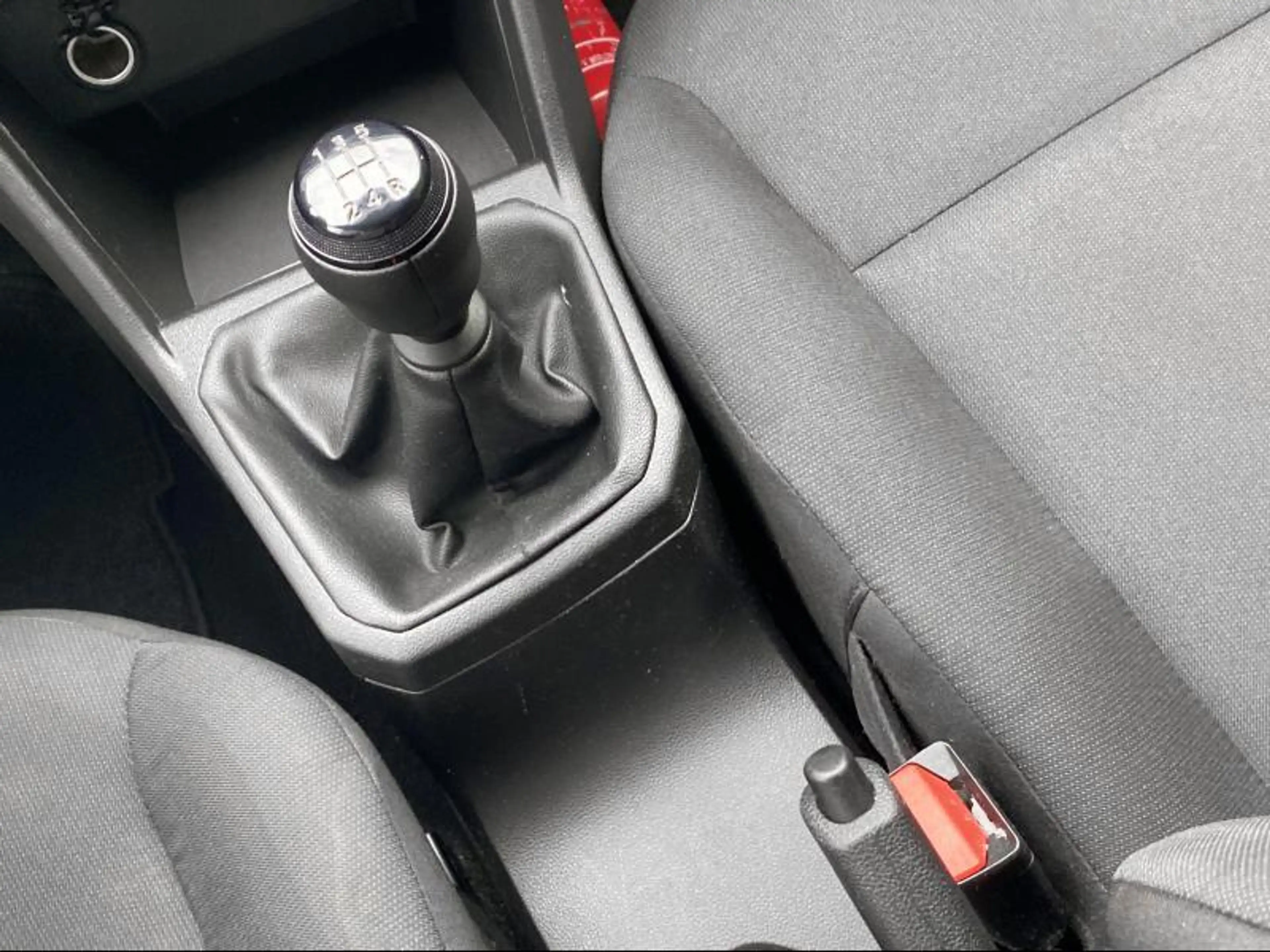 Dacia Sandero 1.0 TCe / Cruise C / Garantie — photo 17