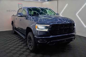 5,7 Hemi Laramie 4x4,12"DisplaySitzlüft+Heiz