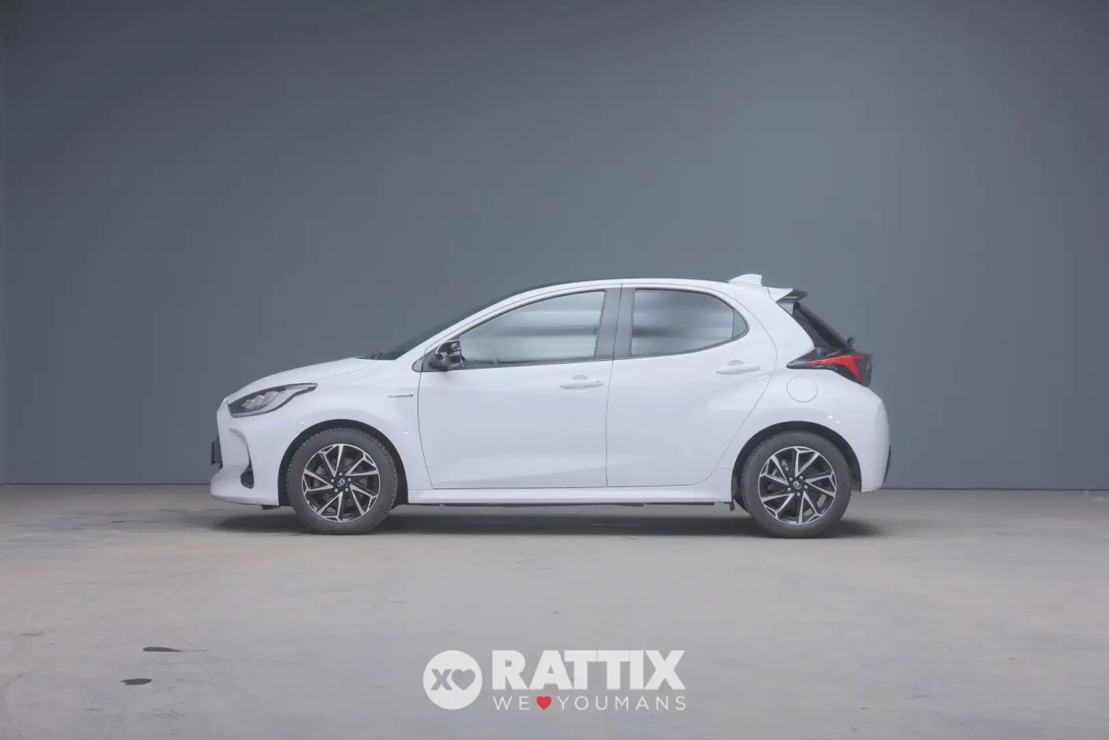Toyota Yaris 1.5 Hybrid Lounge + tetto panoramico Bianco - 2