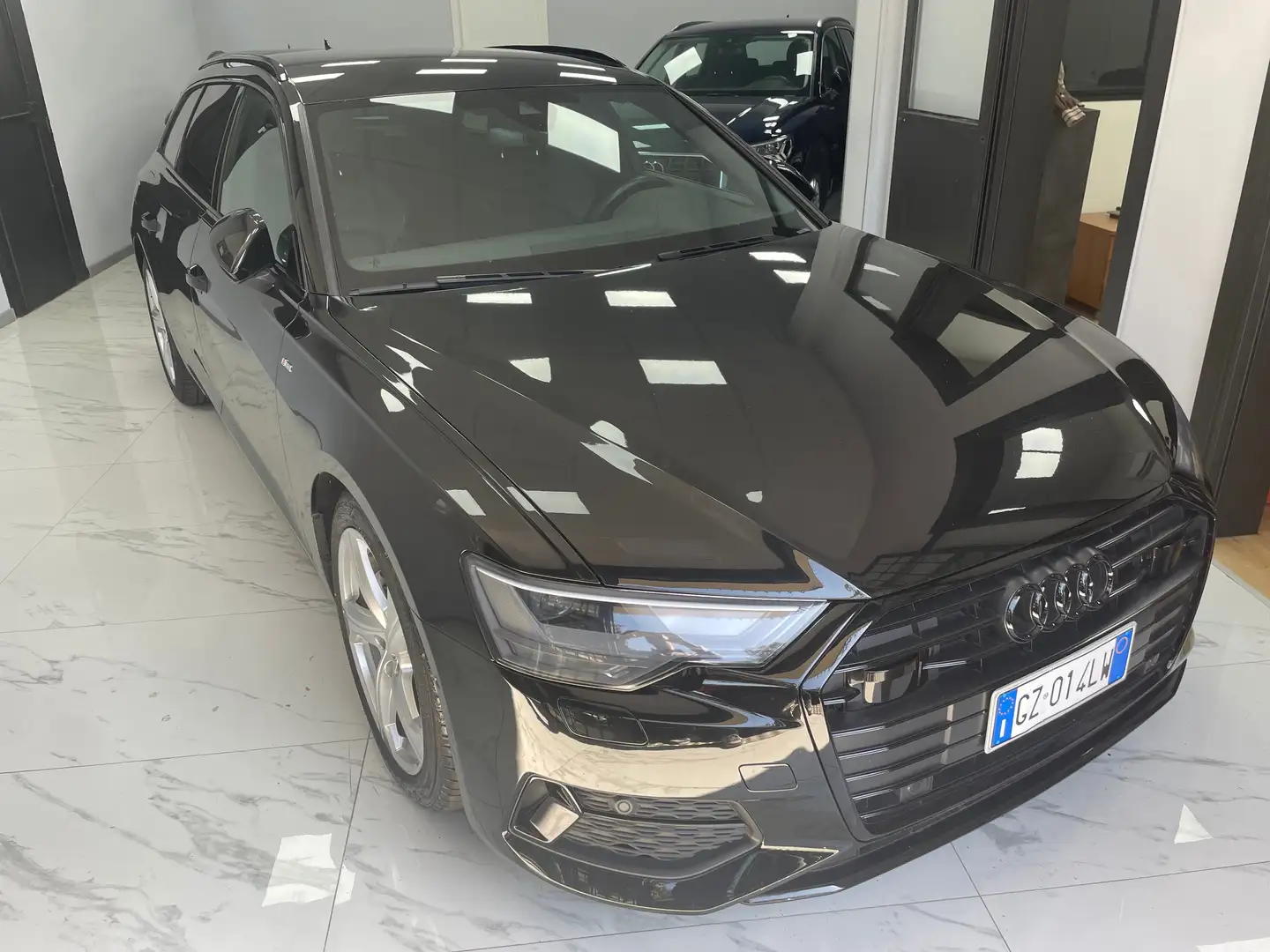 Audi A6 A6 Avant 40 2.0 TDI S line /19"/Virtual B&O/full!! Noir - 1